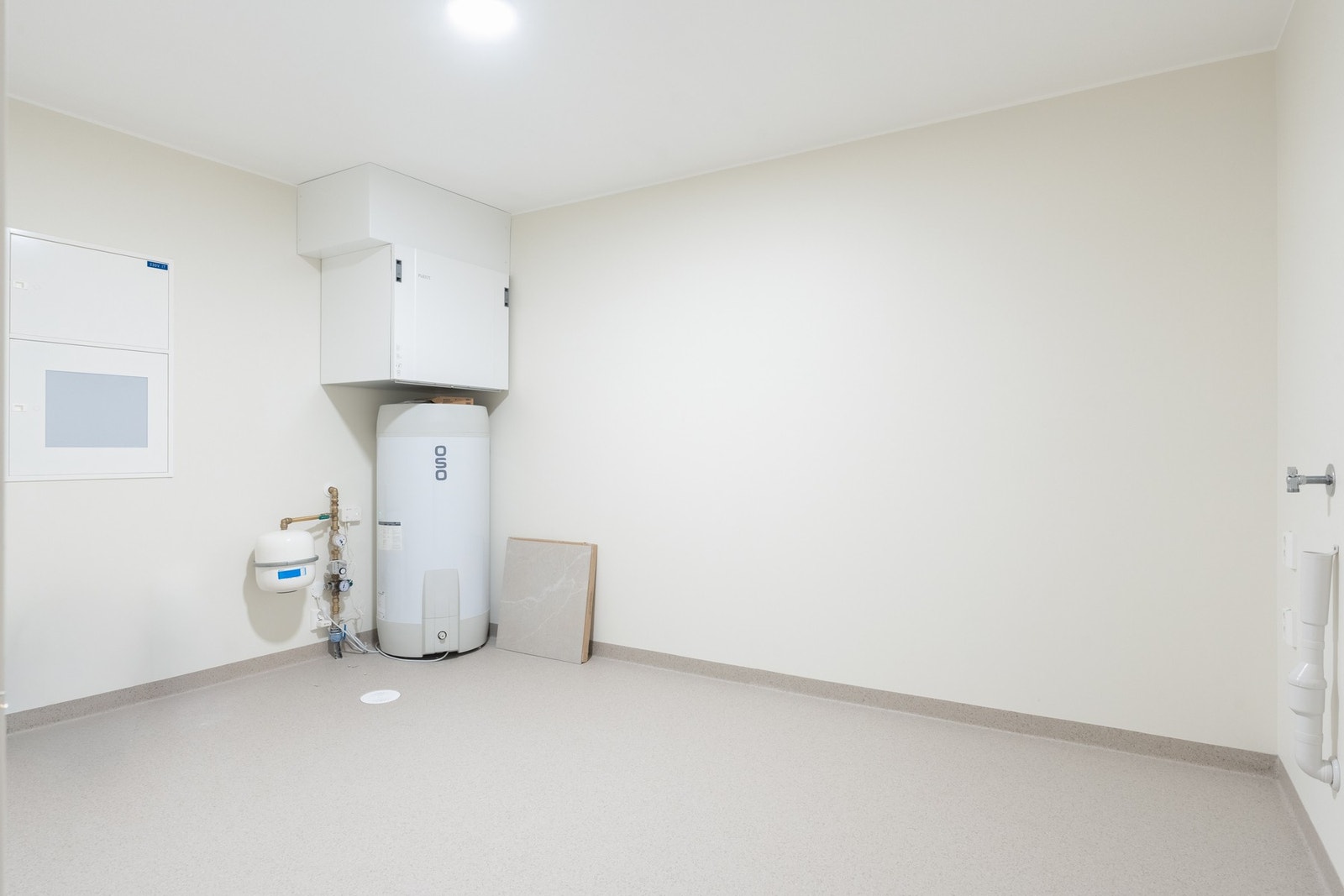 Stort og praktisk vaskerom. Galleribilde