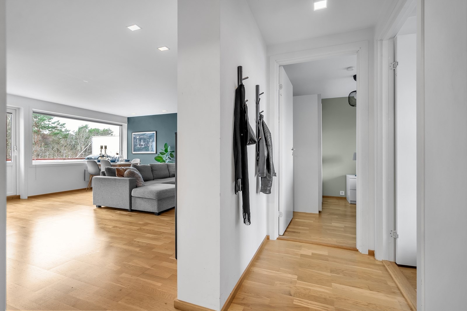 Gang/entre - Yttertøy Galleribilde