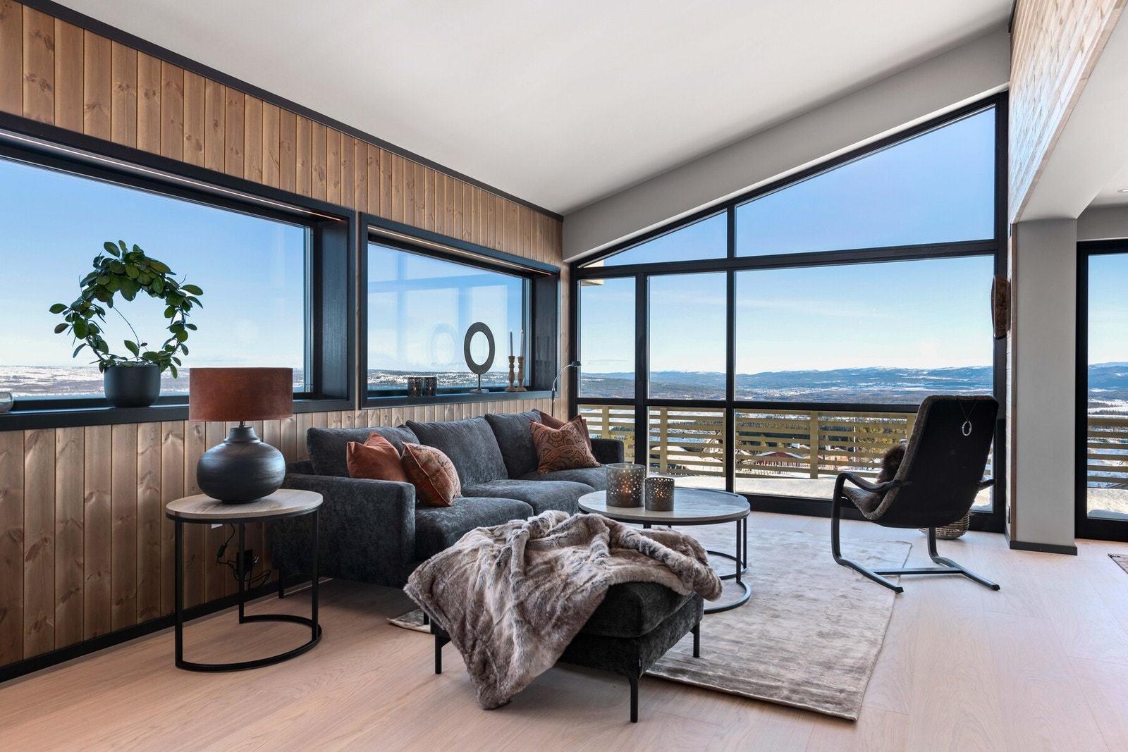 Guriset Høyfjellshotellet bygges nå om til leiligheter. Galleribilde