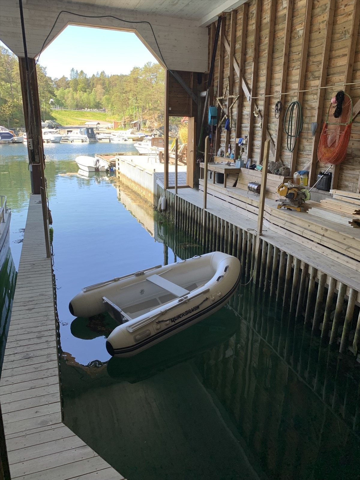 002_Fin båtgarasje med bredde ca 3,5 meter. .jpg Galleribilde