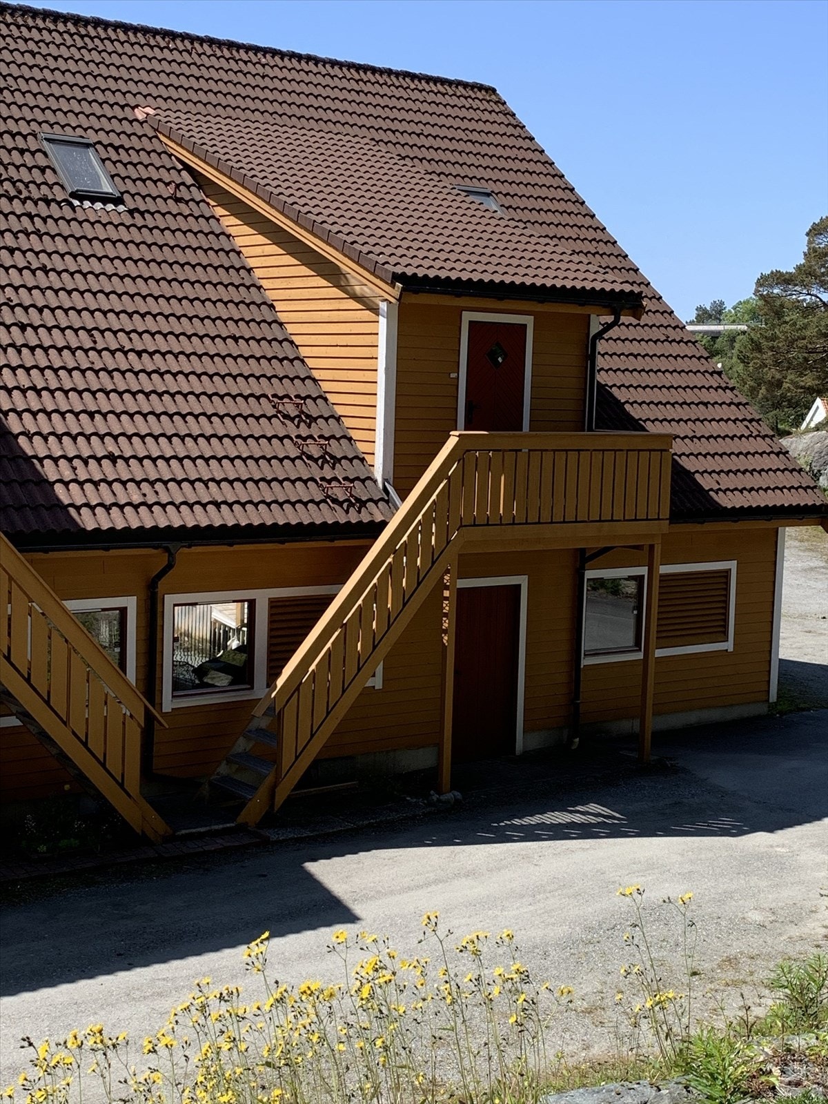 Inngangsparti naustdel. Galleribilde