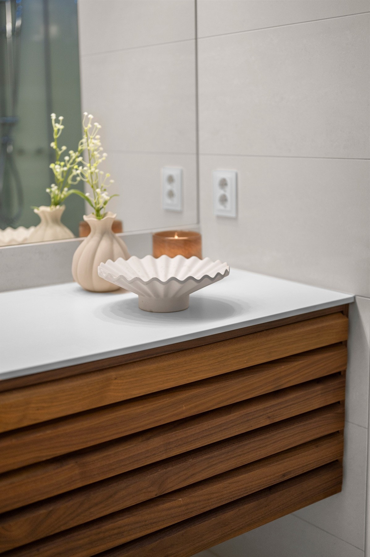 Servant og innredning med gode oppbevaringsmuligheter. Galleribilde