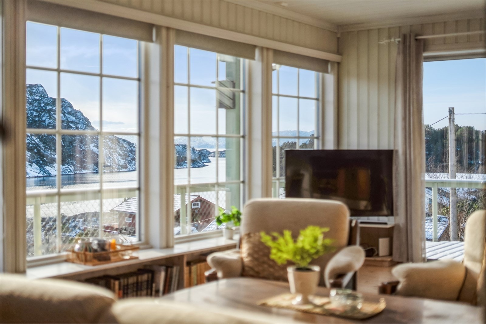 Her kan du nyte stillheita og den maritime atmosfæren. Galleribilde