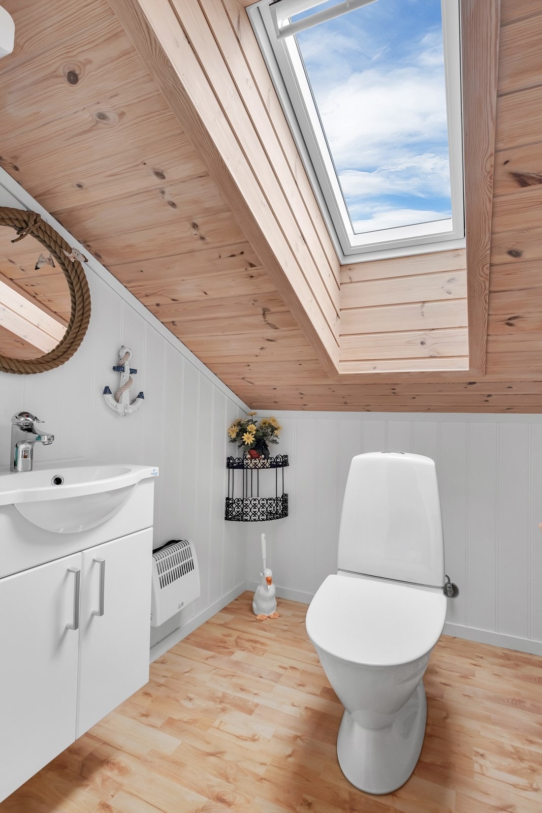 Toalett på hems Galleribilde