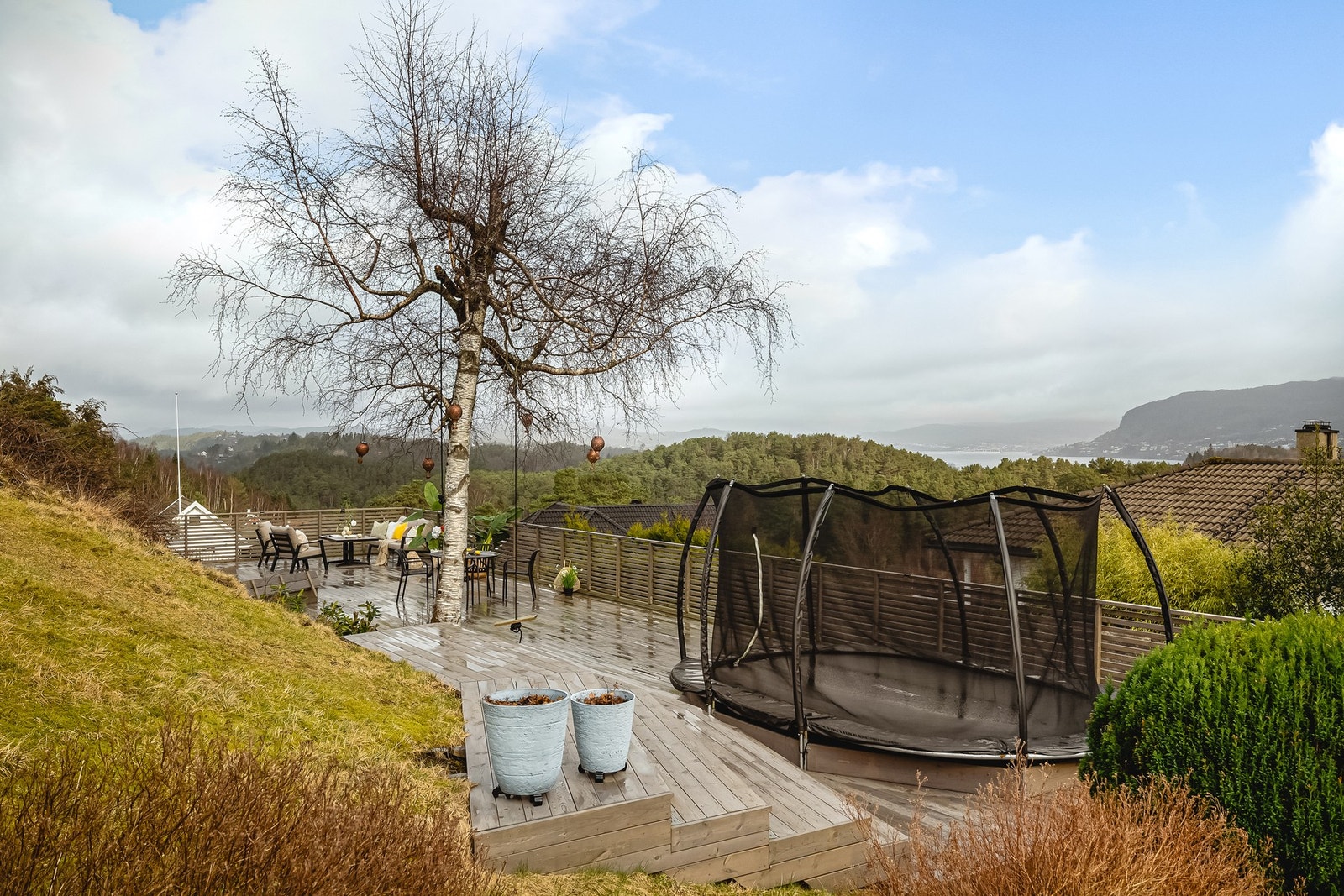 Perfekt uteplass for å invitere familie og venner til mange kjekke sommerdager! Galleribilde