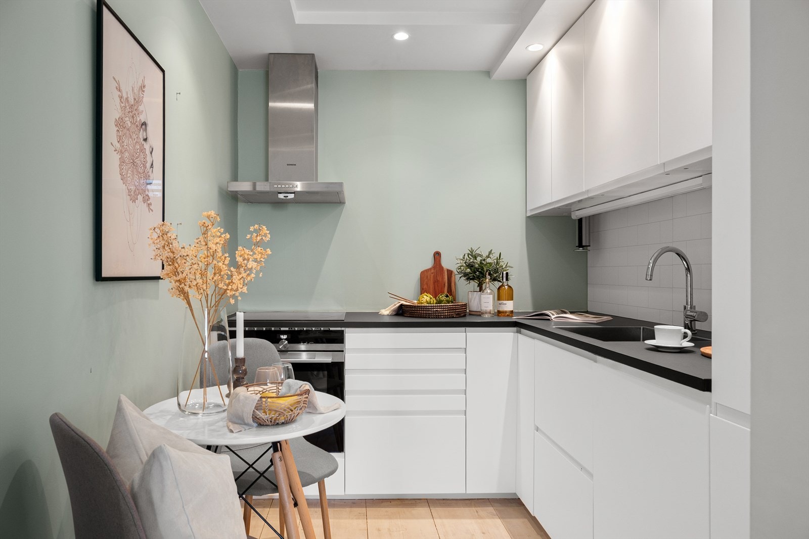 Leiligheten var igjennom betydelig oppgradering mellom 2013 og 2023. Galleribilde