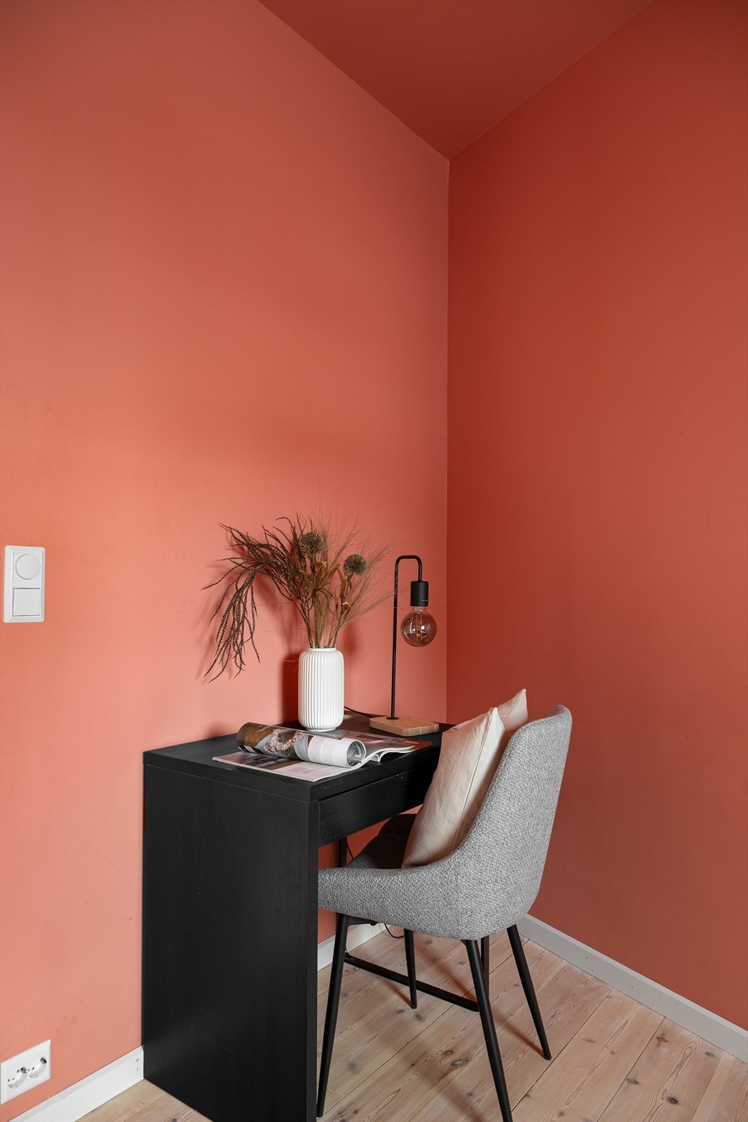 Her er det også plass til en skrivepult. Galleribilde