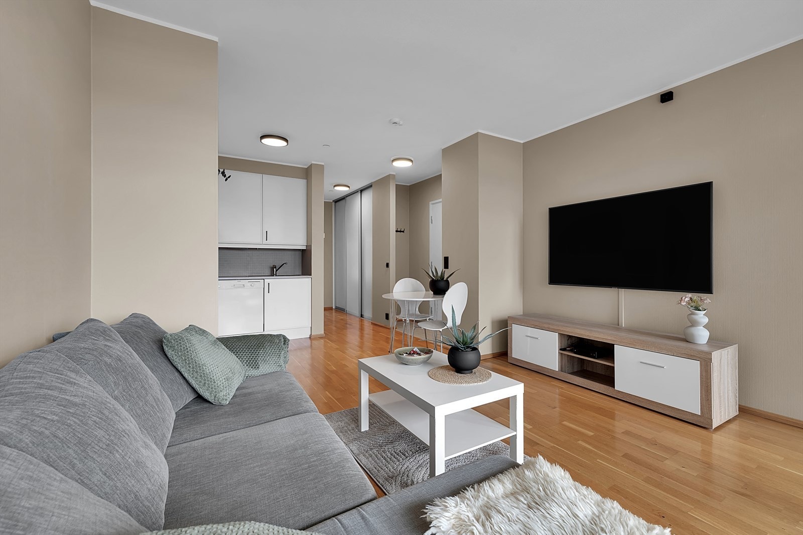 Lys trivelig stue! Galleribilde