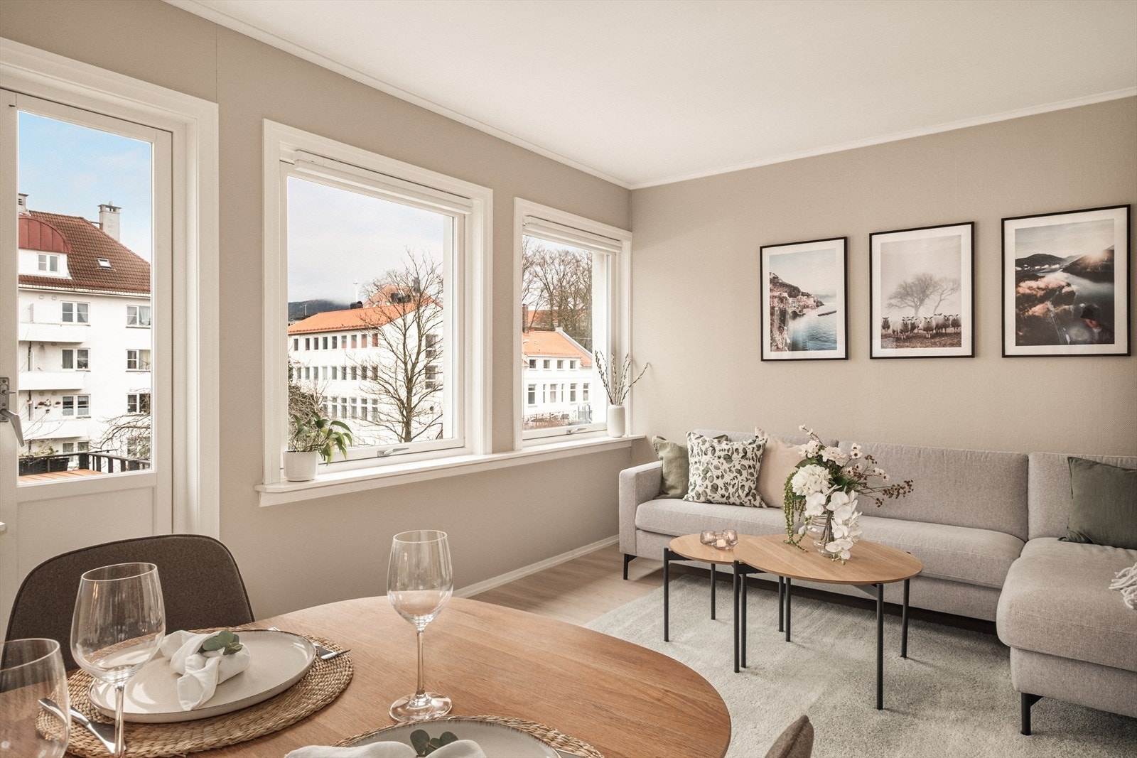 - Leiligheten strekker seg over 41 m² (BRA-i) og inneholder entré, soverom, kjøkken, bad og stue - Galleribilde