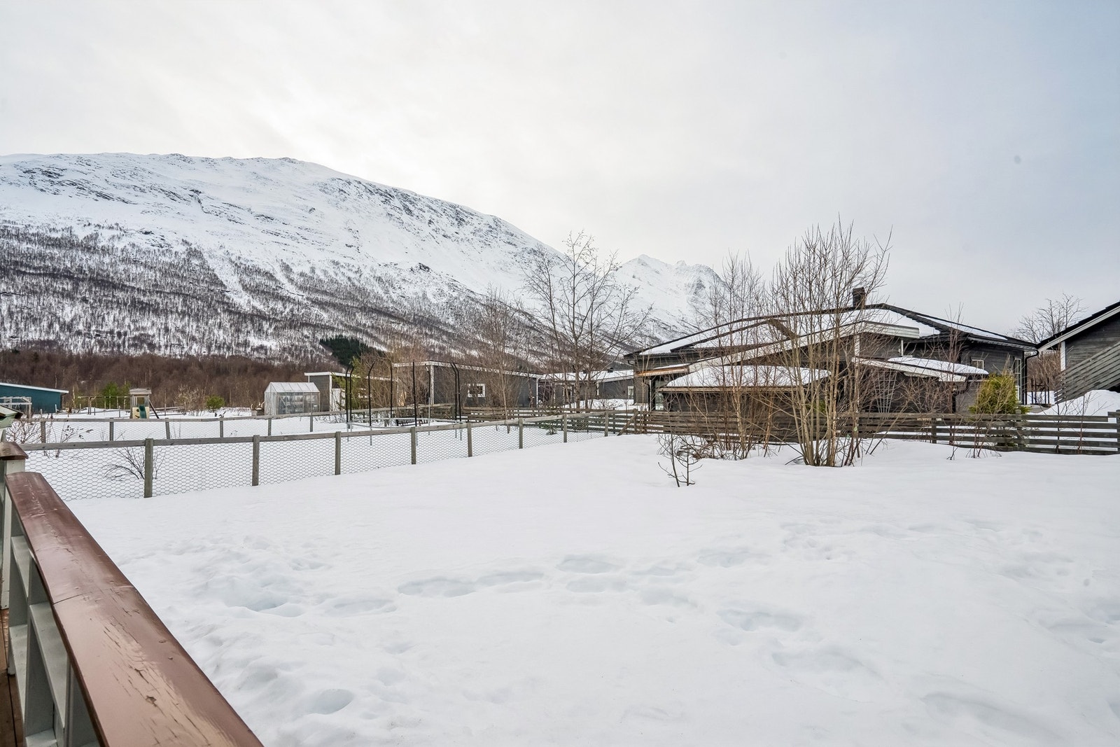 Området bor på fin solgang og god utsikt. Velkommen på visning. Galleribilde