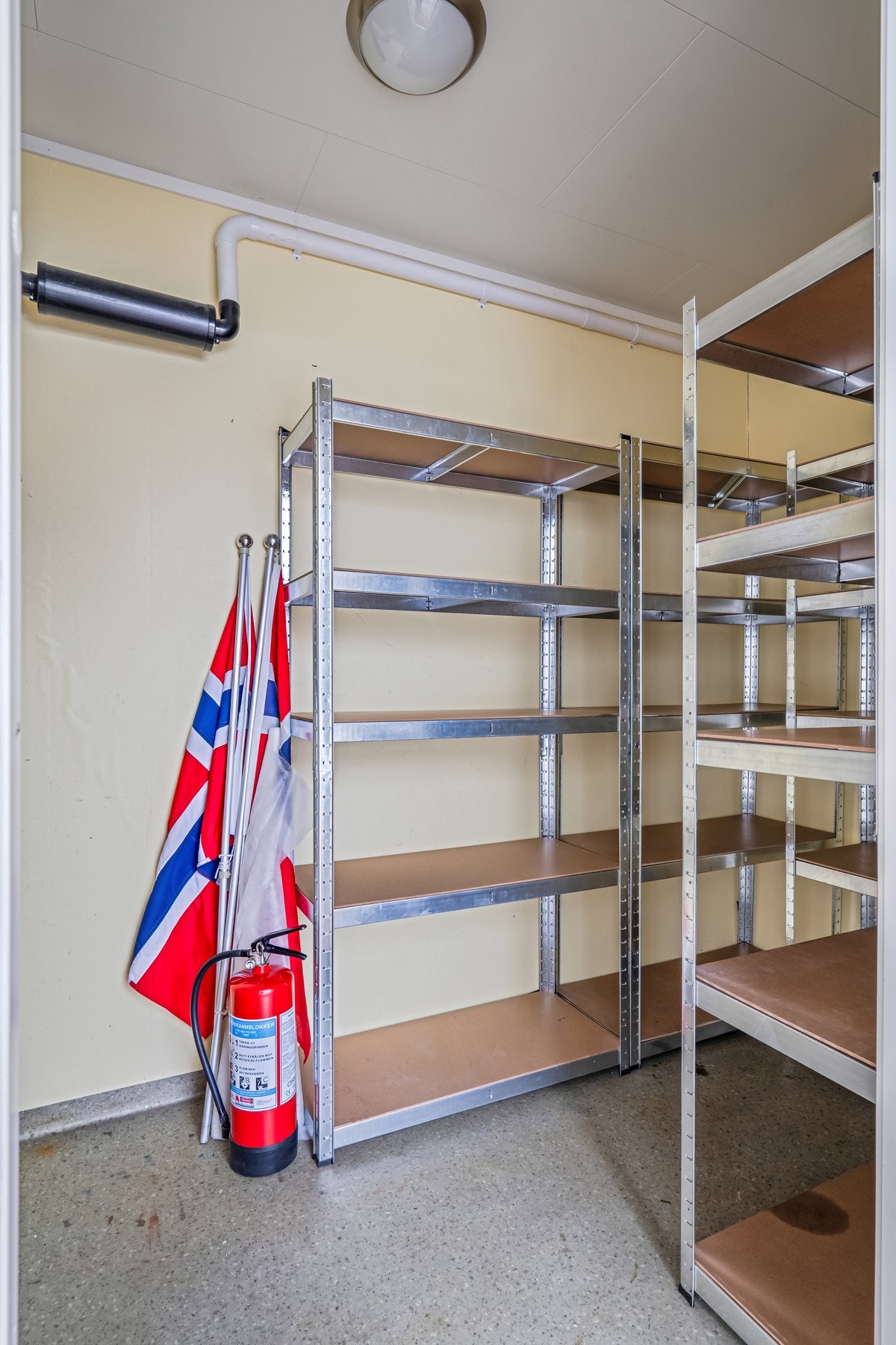 Sportsboden er et nyttig og funksjonelt rom, som bidrar til en ryddig og oversiktlig bolig. Galleribilde