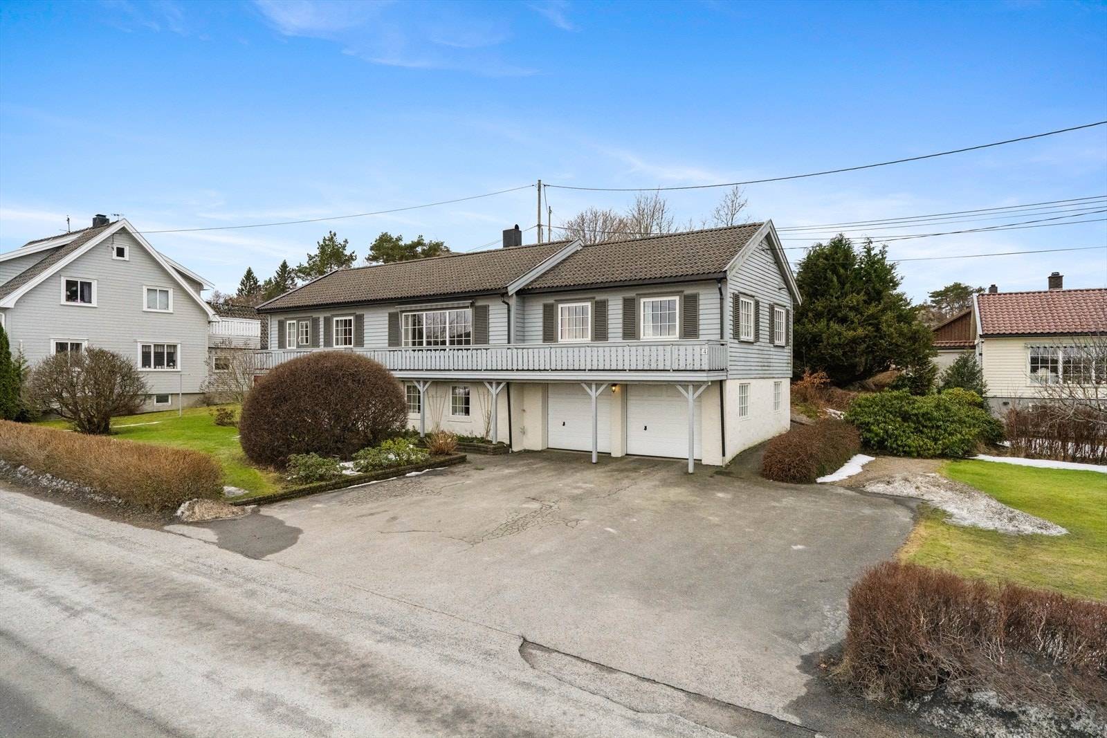 Eiendomsmegler Norge/ Jon A Røsstad presenterer Eiketjønnveien 4 Galleribilde