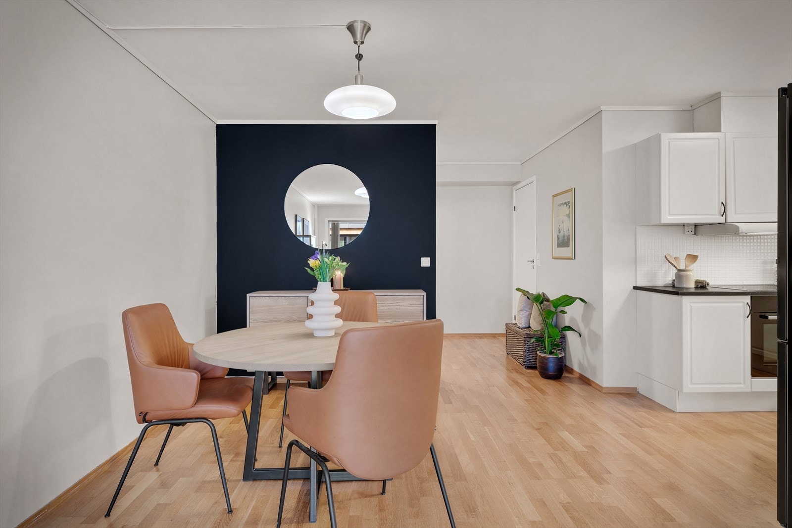 - Her er det god plass til å innrede i flere soner - Galleribilde