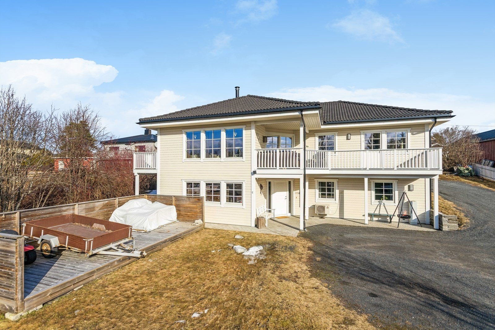 Velkommen til Myrvoldvegen 10! Foto: Elisabeth Gjerdingen for Efkt Galleribilde