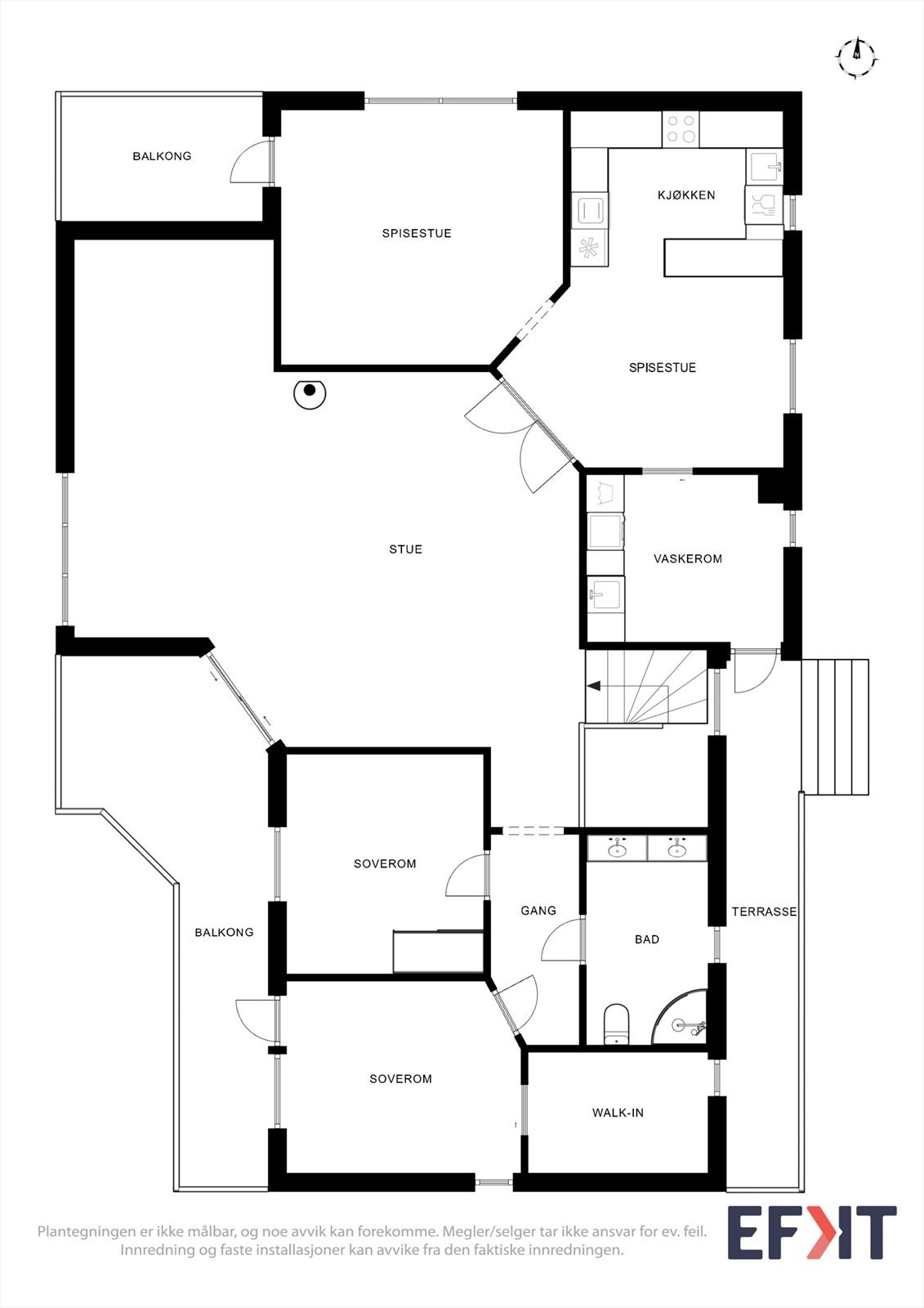 Første etasje rommer de sosiale sonene med stue, spisestue og kjøkken, i tillegg til to soverom, bad og vaskerom. Galleribilde