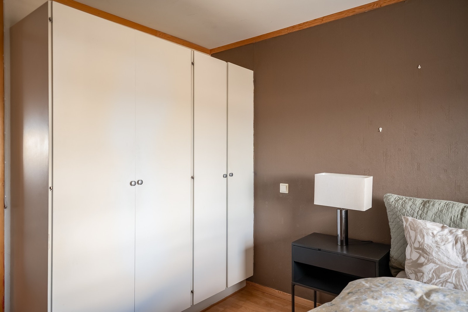 Stort garderobeskap medfølger. Galleribilde