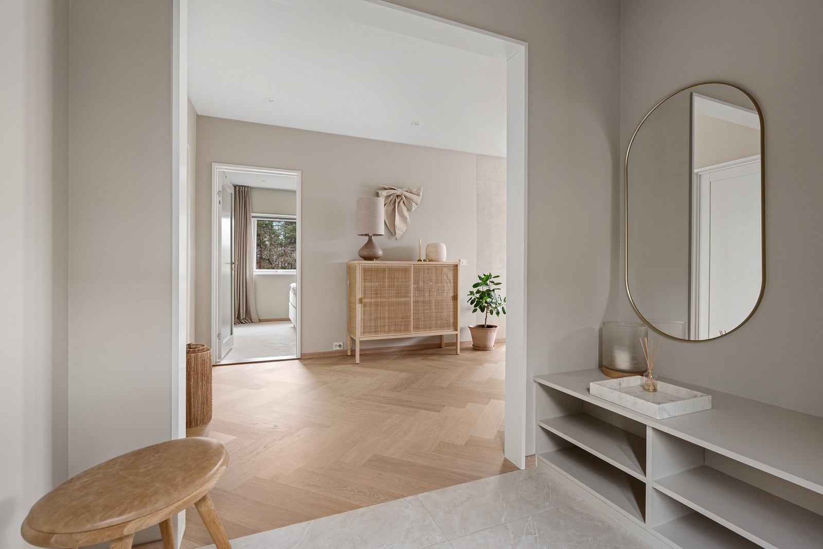 Entré hovedetasje Galleribilde