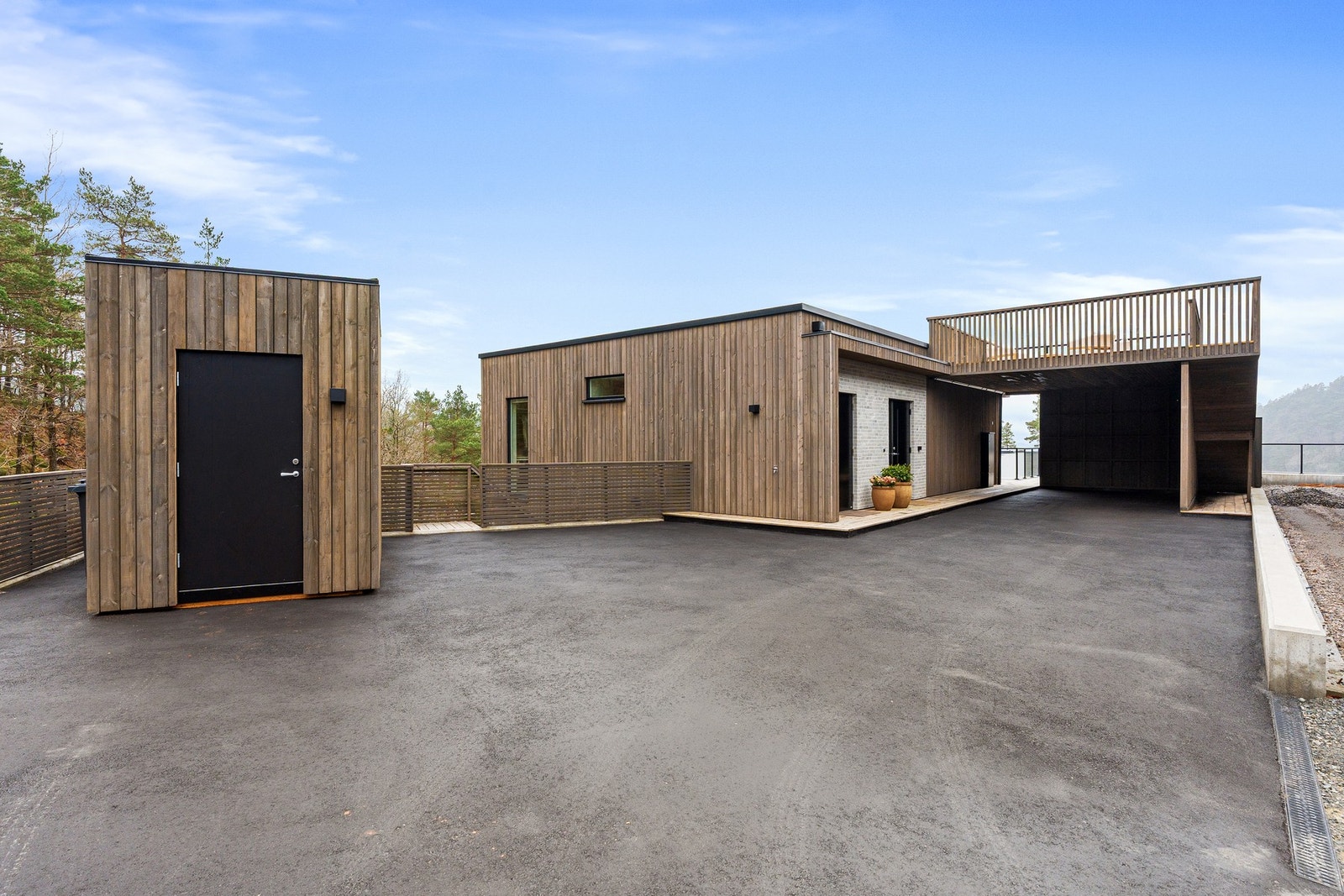 God parkering på egen tomt Galleribilde