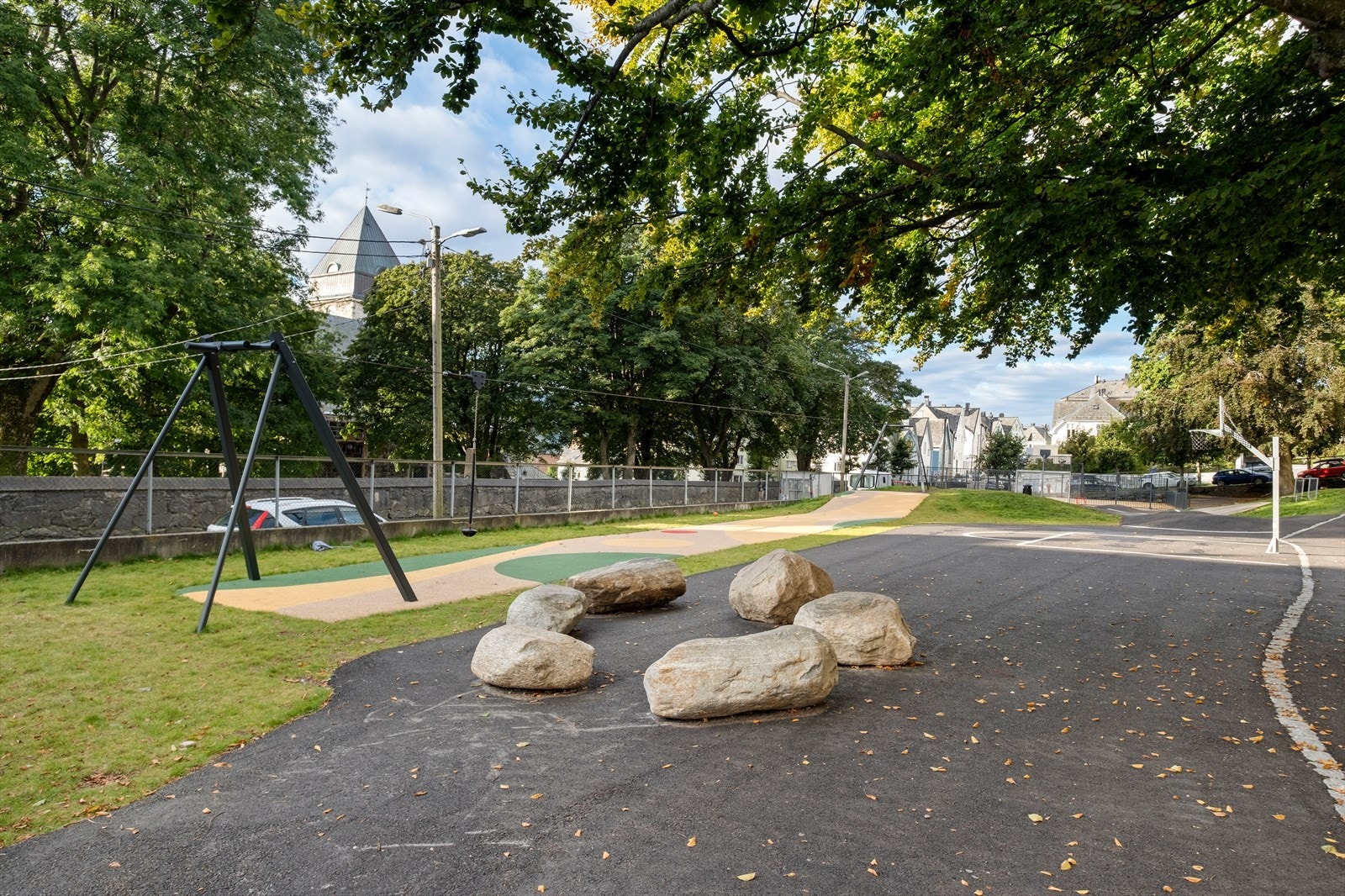 Husk å ha finansiering i orden før visning. Galleribilde