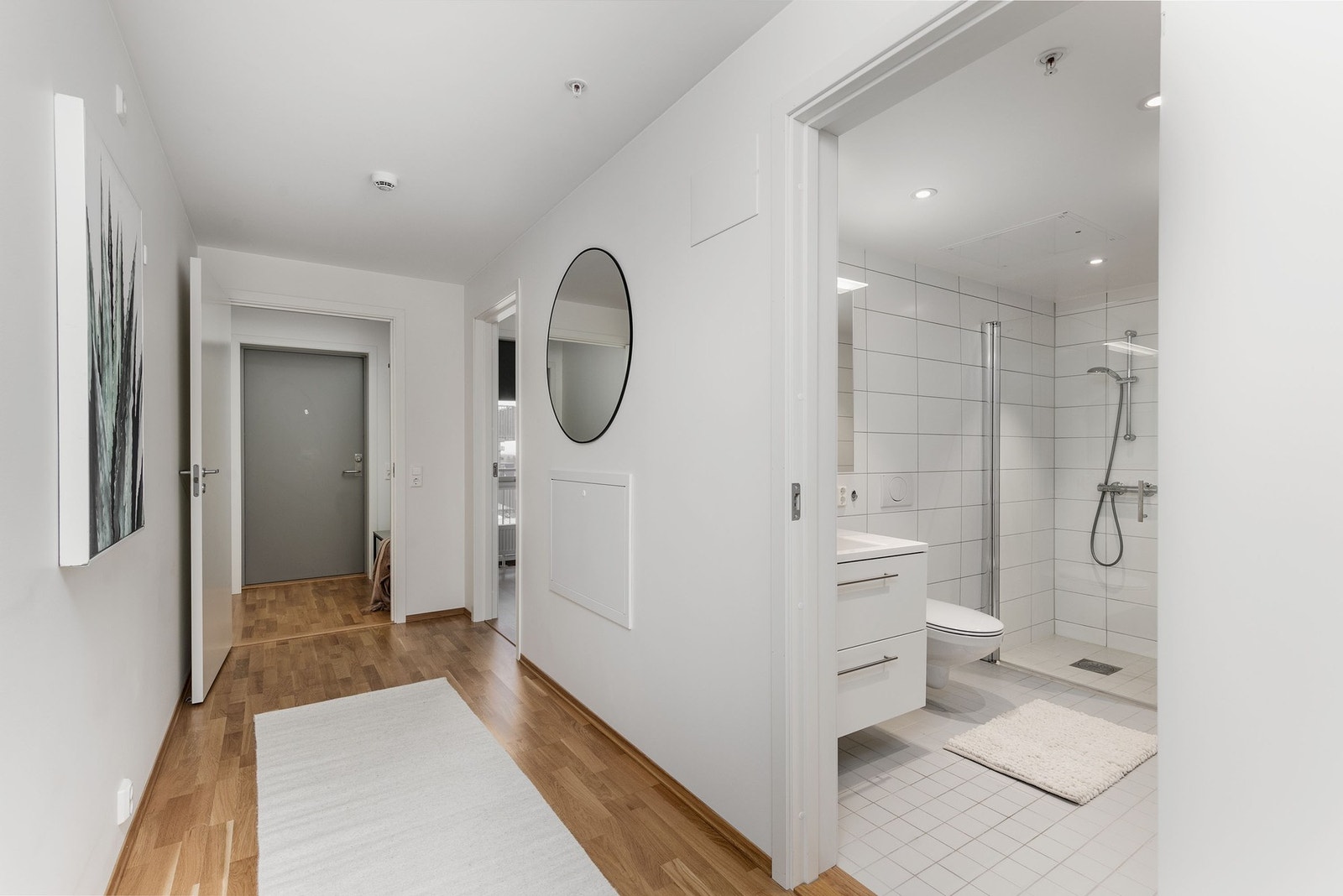 Inngang til badet fra entré. Galleribilde