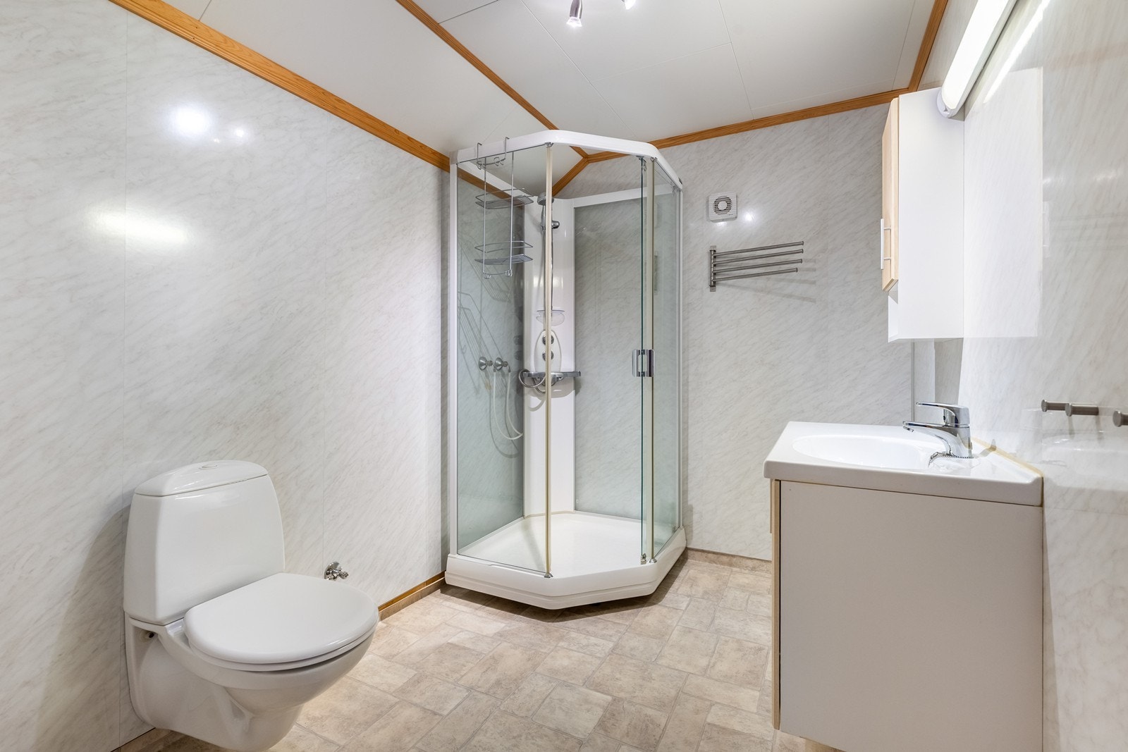 Badet i loftsetasjen Galleribilde