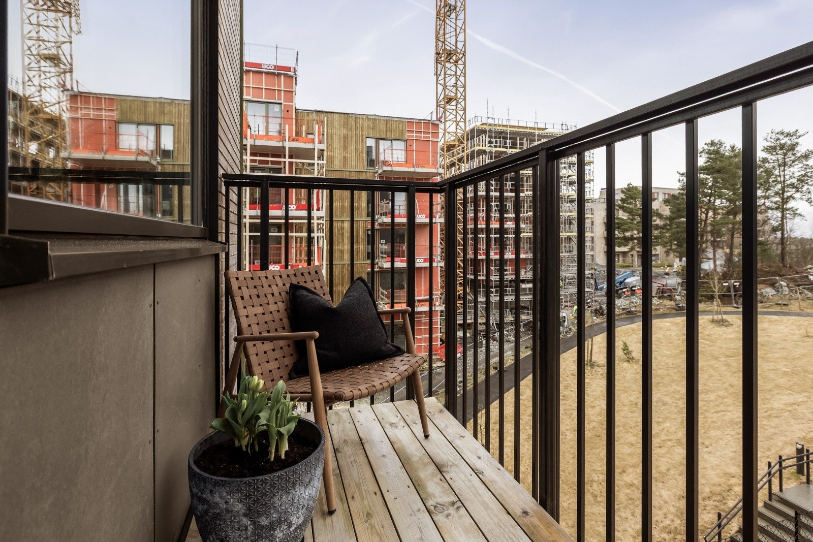 Her kan man nyte dagens første kaffekopp til morgensol! Galleribilde