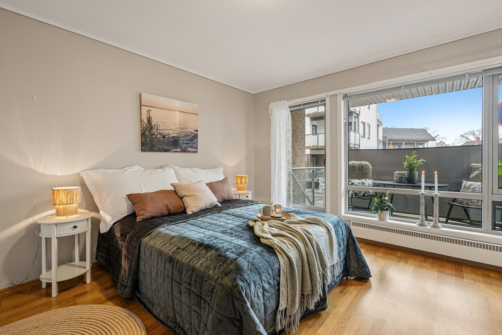 Hovedsoverommet har direkte utgang til egen balkong. Galleribilde