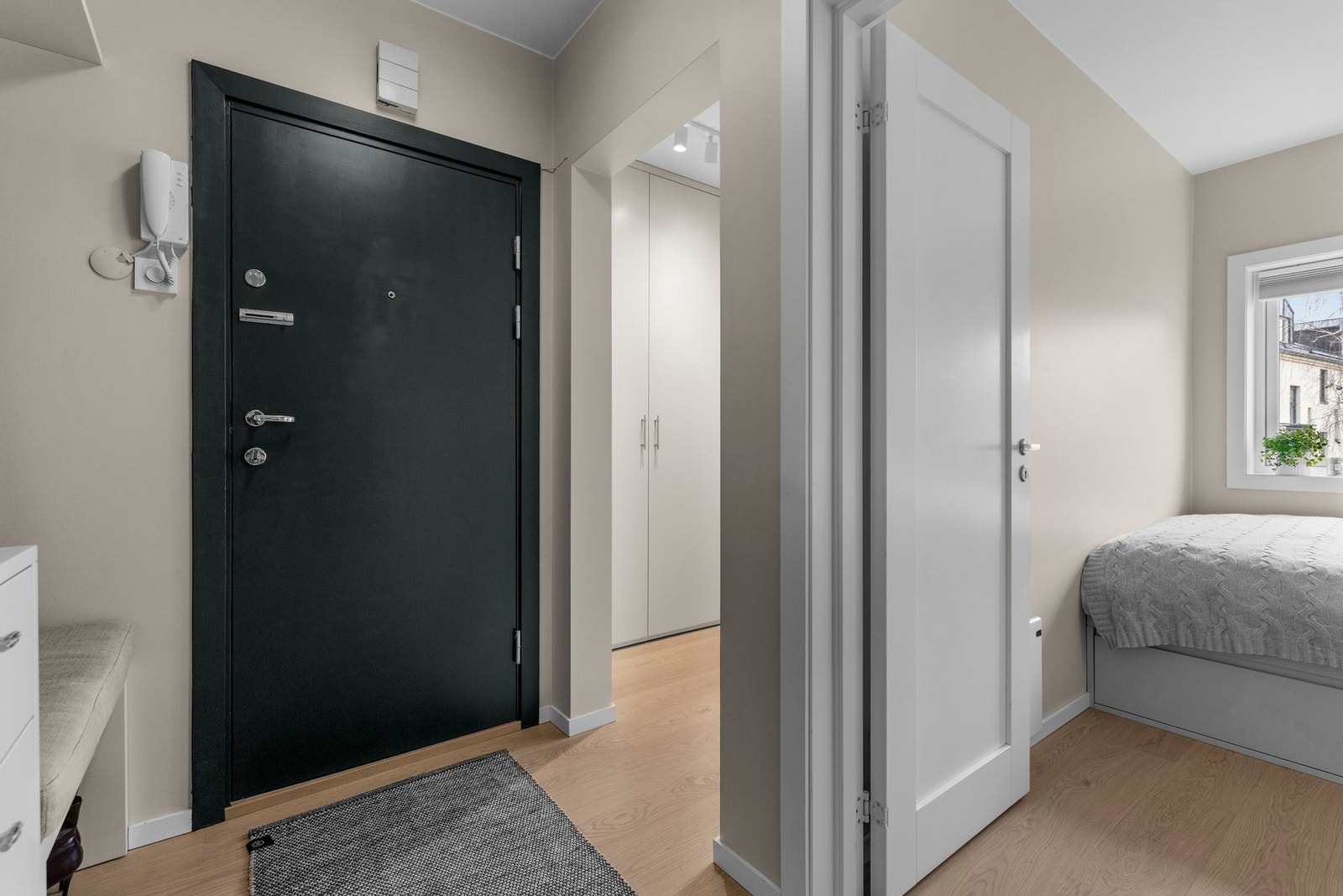 Gang mot soverom Galleribilde