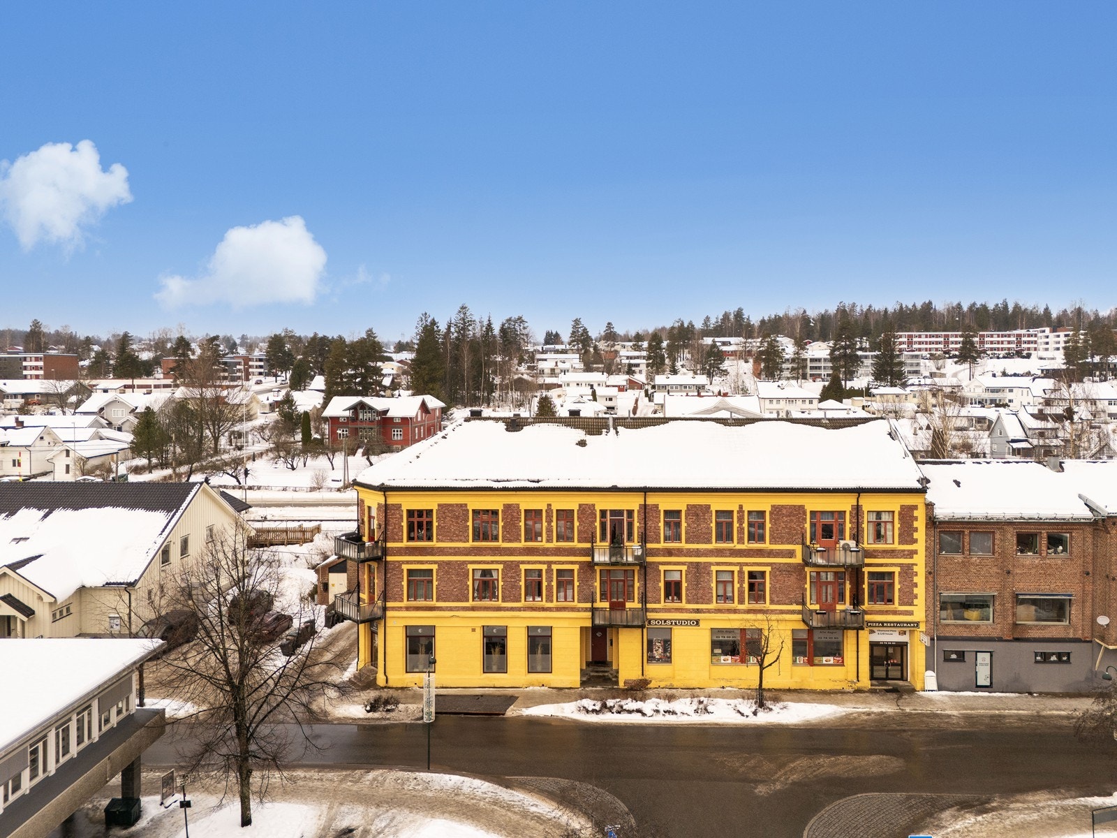 Her bor du nært alt, med mulighet for et aktivt og praktisk hverdagsliv! Velkommen! Galleribilde