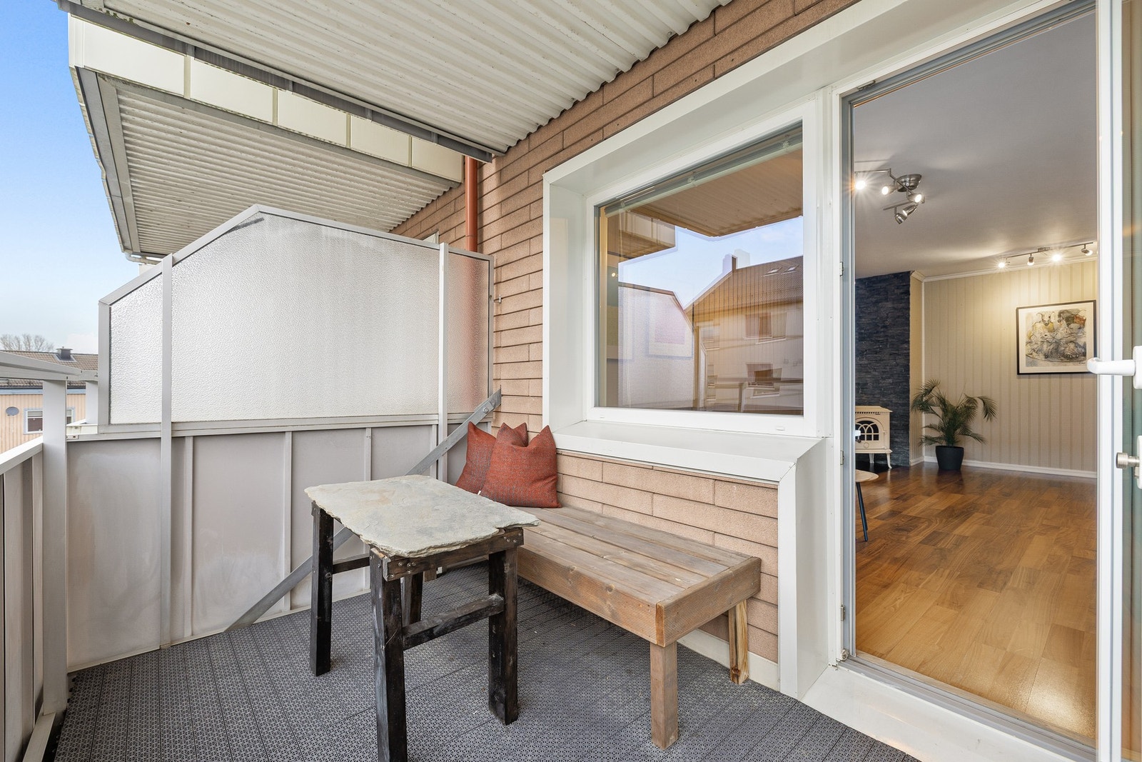 Balkongen kan bli en forlengelse av stuen på varme dager Galleribilde