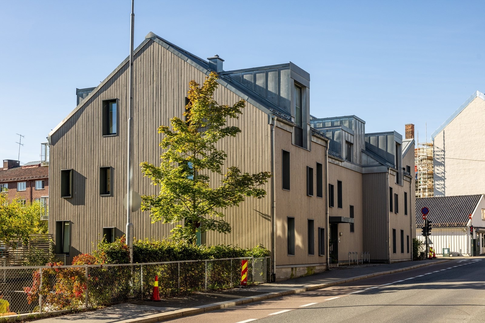 Bygget er oppført i 2015 og holder en moderne standard. Galleribilde