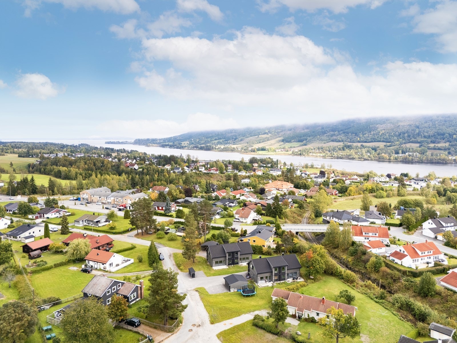 Det er også gangavstand til Vikersund stadion med ballspill og fotball. Galleribilde