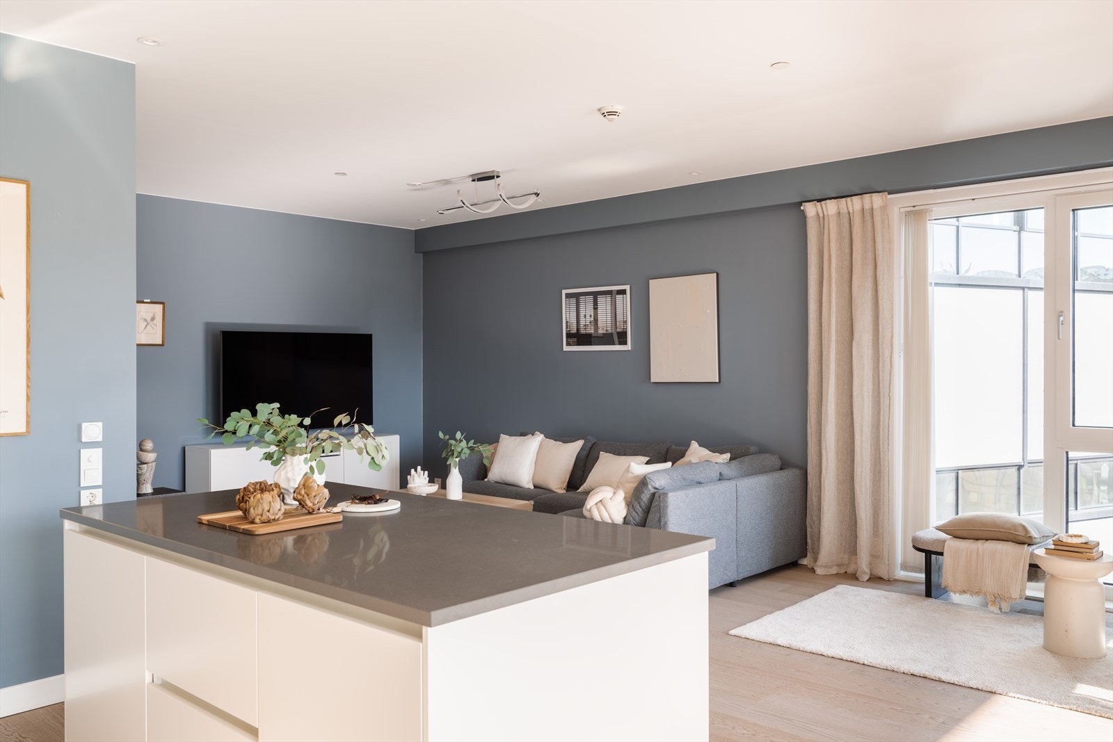 Leiligheten er utstyrt med balansert ventilasjon som sikrer et godt og sunt inneklima. Galleribilde