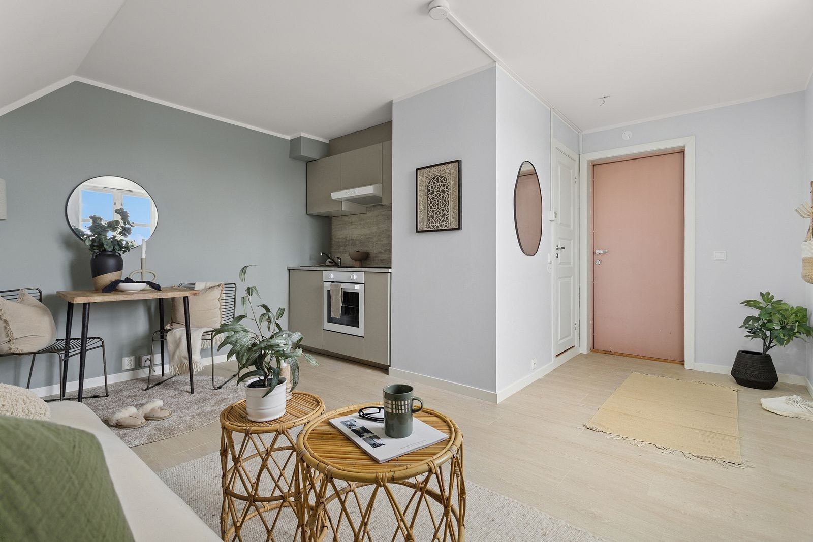 Nyoppusset studioleilighet med attraktiv beliggenhet Galleribilde