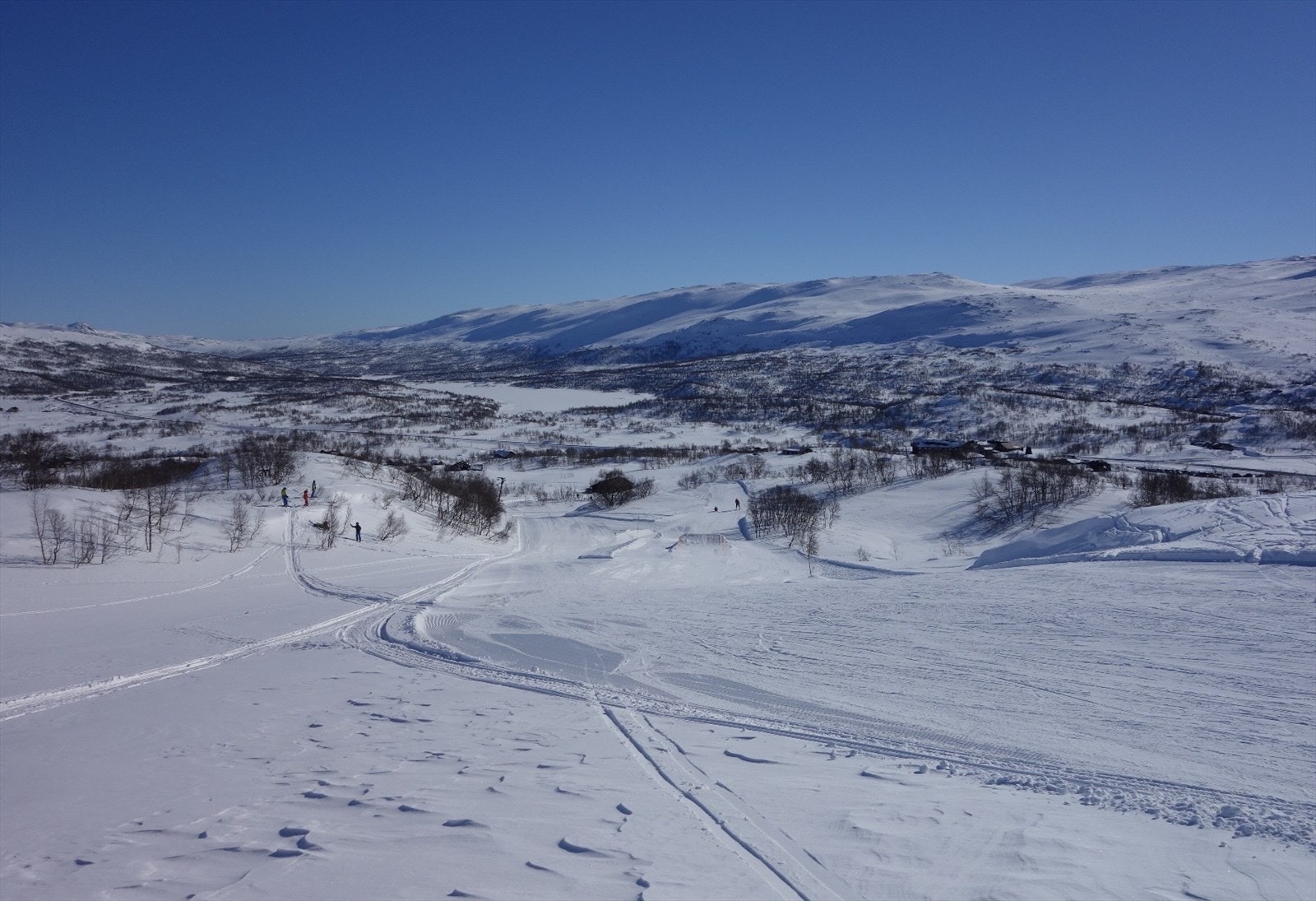 Selgers bilde - Grotli er kjent for sine gode vintersportsforhold, med alpinanlegg i umiddelbar nærhet. Galleribilde