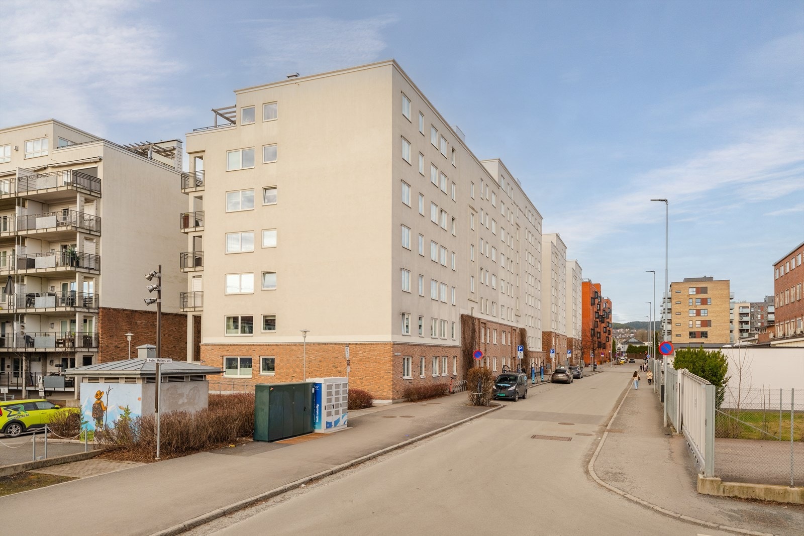 Leiligheten har en sentral og attraktiv beliggenhet på Løren - et moderne og etterspurt boligområde som de senere årene har gjennomgått en betydelig utvikling Galleribilde