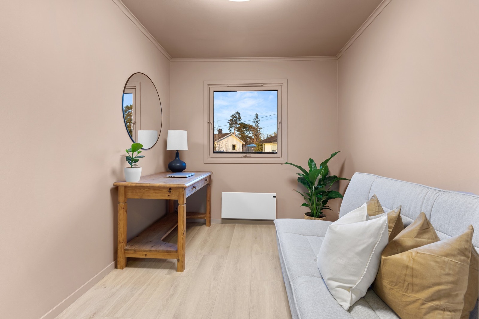 Leilighetens tre soverom legger til rette for en familie. Galleribilde