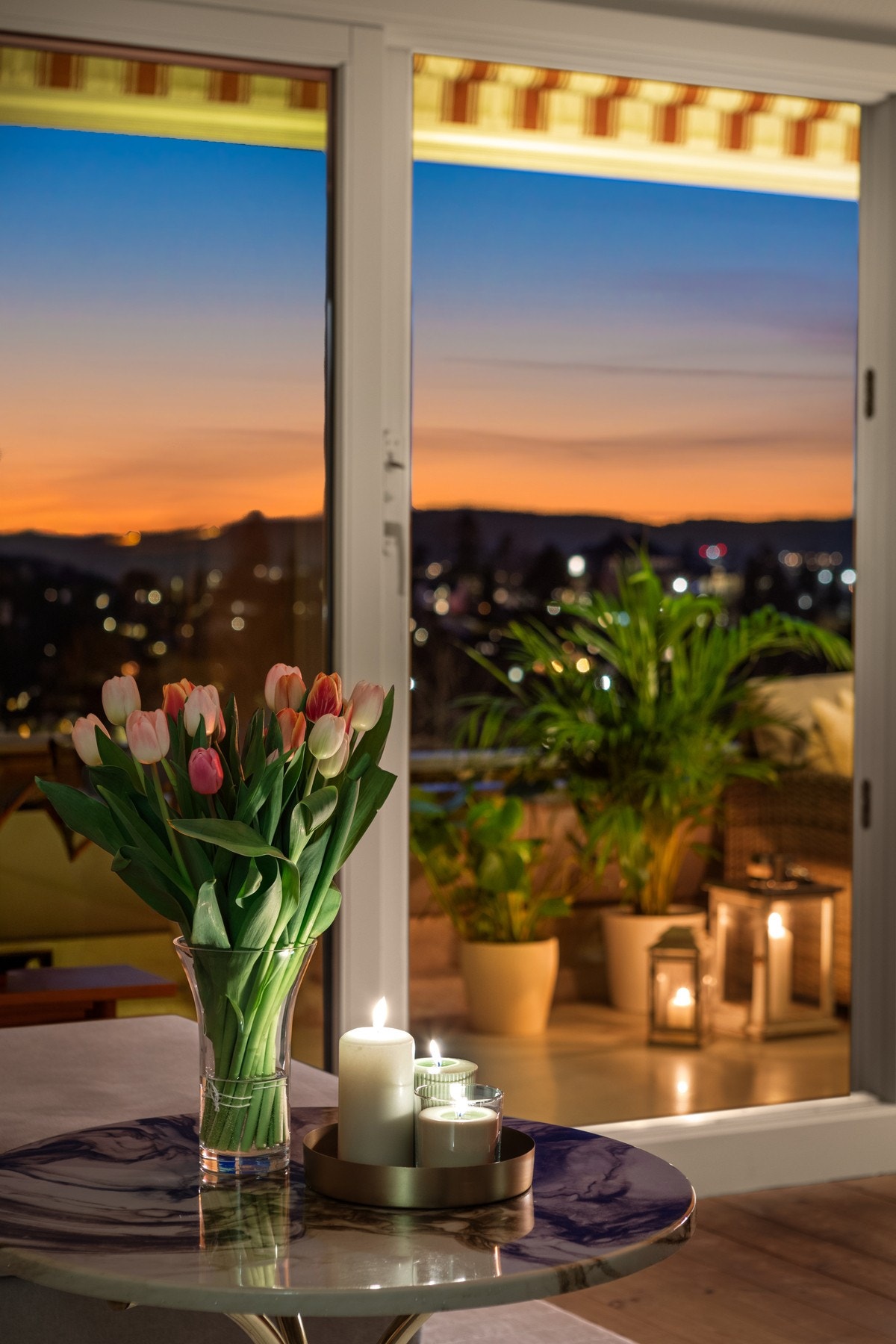 Her kan man følge døgnet og de ulike årstidene. Galleribilde