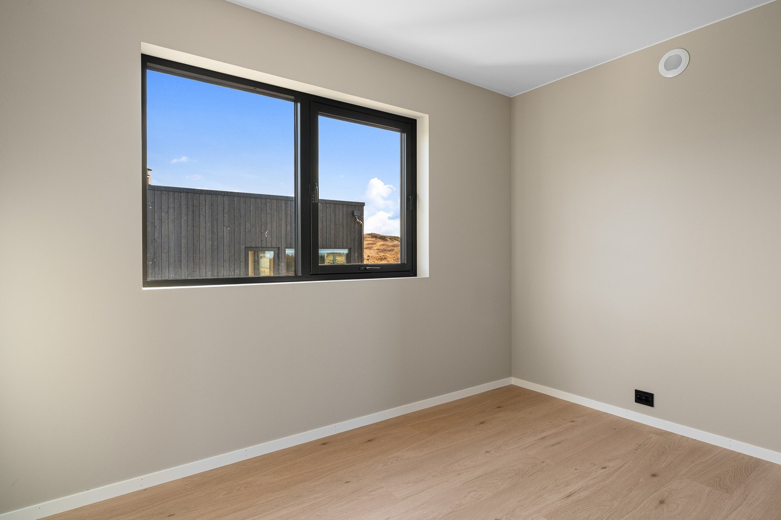 Boligen har totalt fire innbydende soverom. Galleribilde