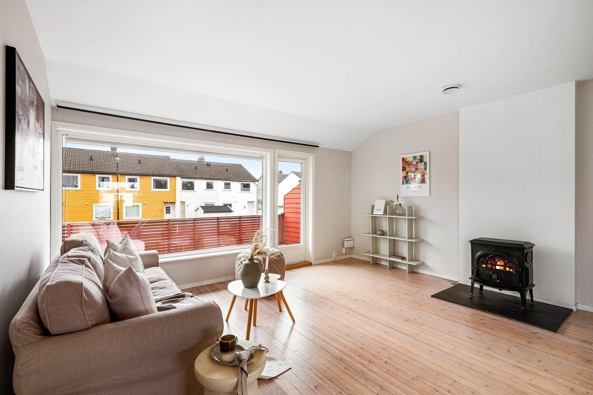 Stue 2.etasje Galleribilde