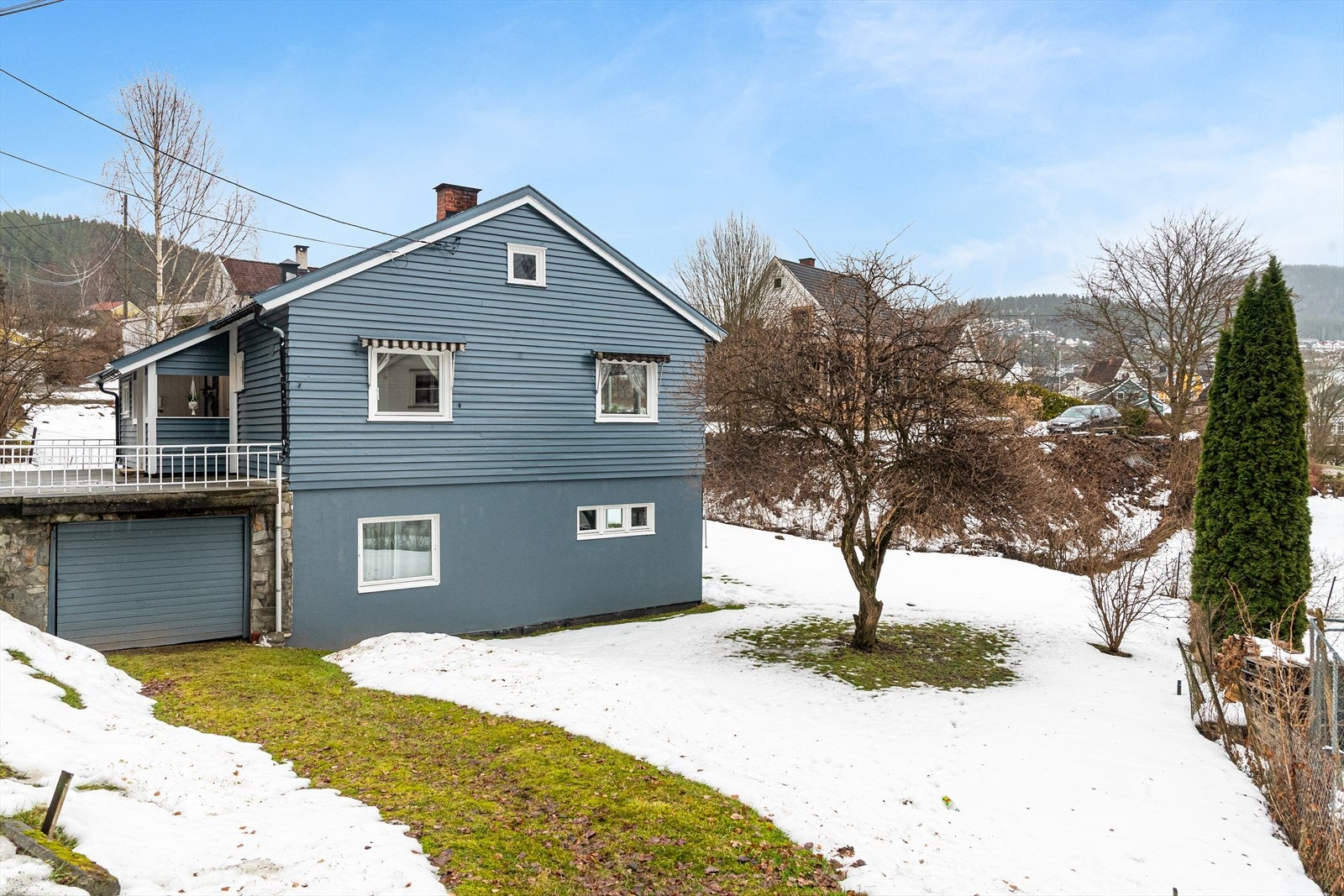 Trivelig enebolig med attraktiv og sentral beliggenhet på Sætre, like utenfor Notodden sentrum. Galleribilde