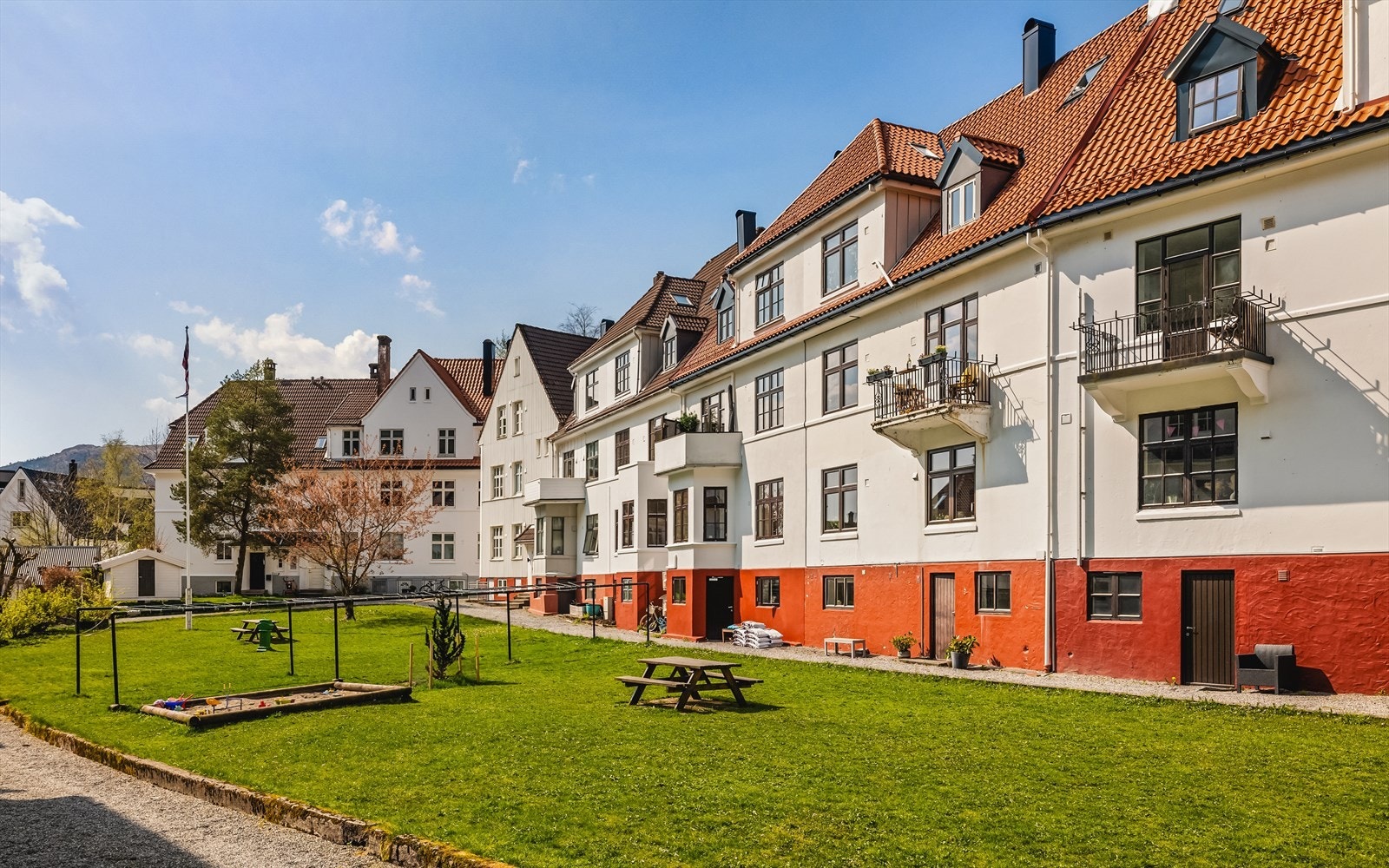 Her kan man nyte fine dager i hyggelige omgivelser. Galleribilde