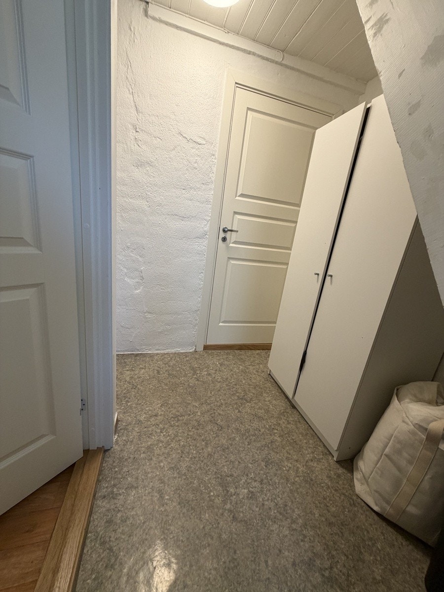 Gang - soverom 1 inn til venstre, soverom 2 rett frem Galleribilde