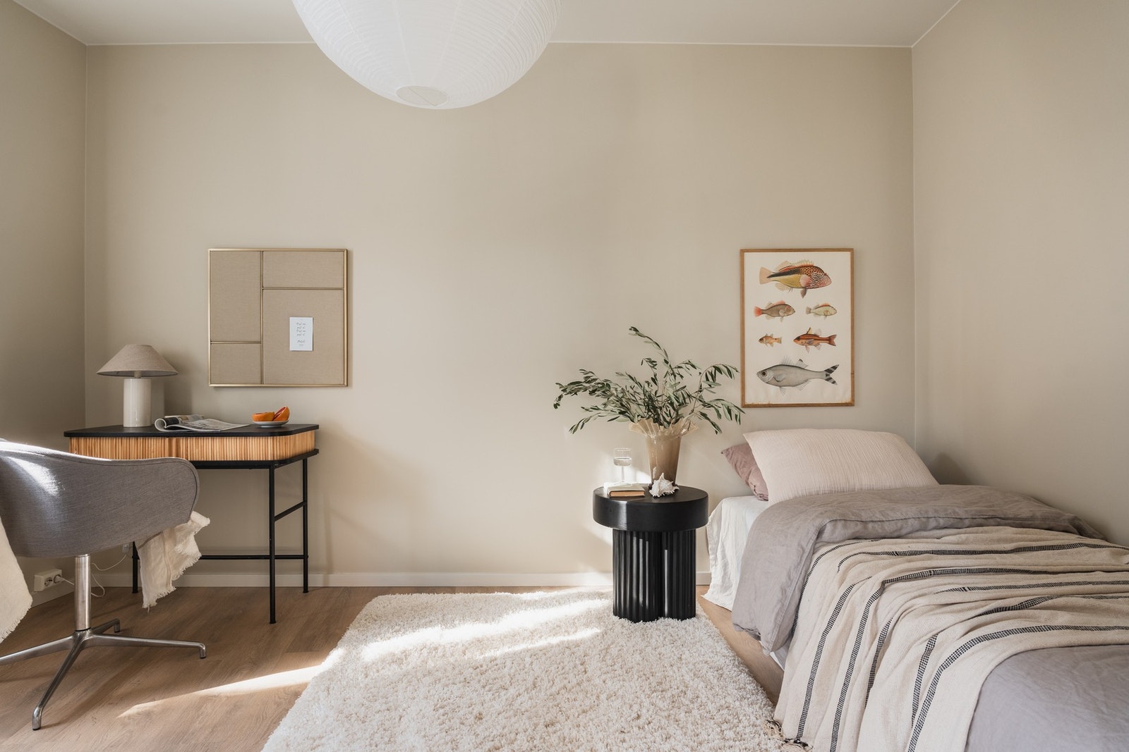 Soverom 2 er i likhet med hovedsoverommet av god størrelse. Galleribilde