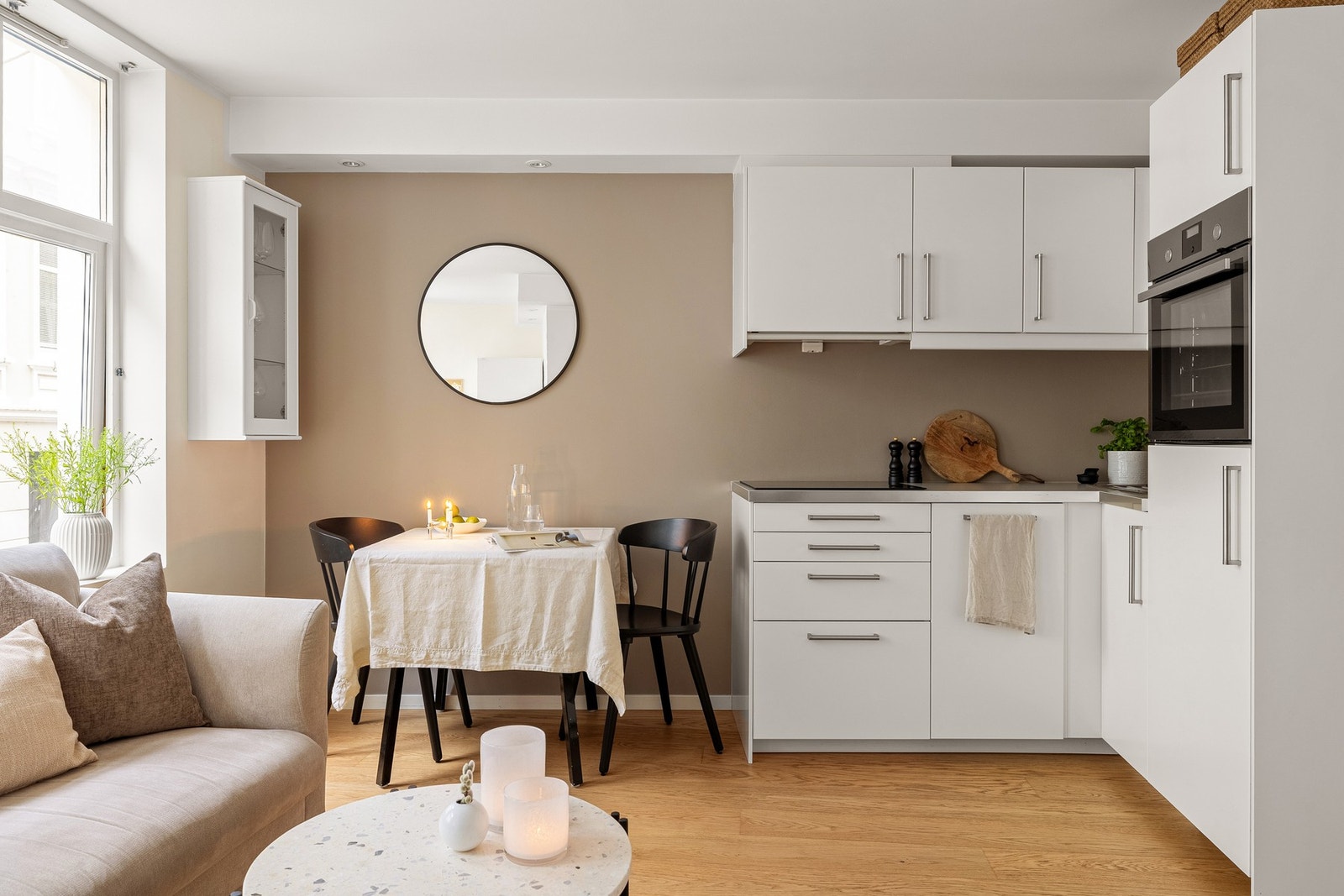 Von der Ohes vei 6 presenteres av EIE eiendomsmegling ved Emilie Ødemark (Foto: Nathalie Reinholdtsen) Galleribilde