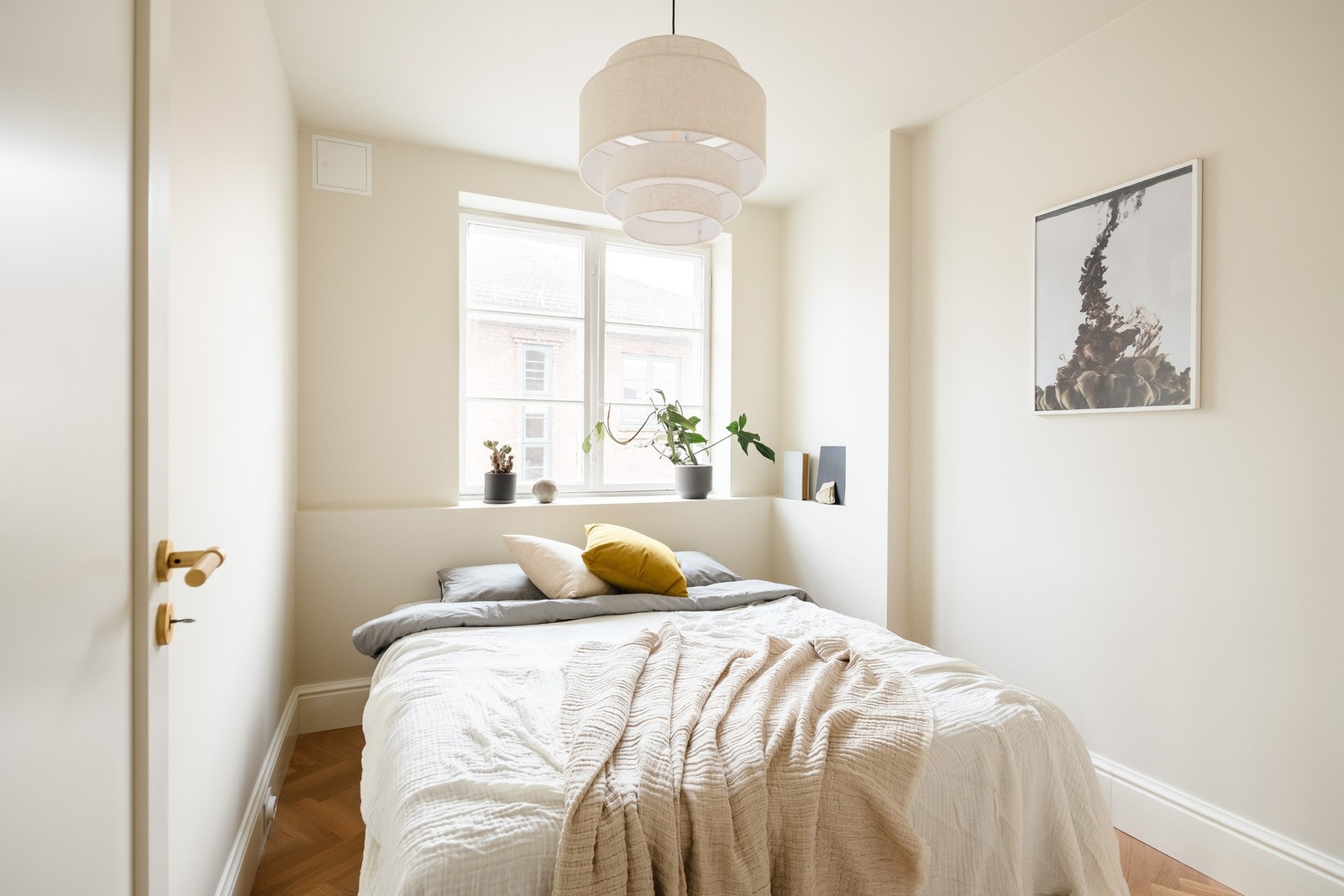 Fleksibel utforming og plass for både seng eller hjemmekontor. Galleribilde