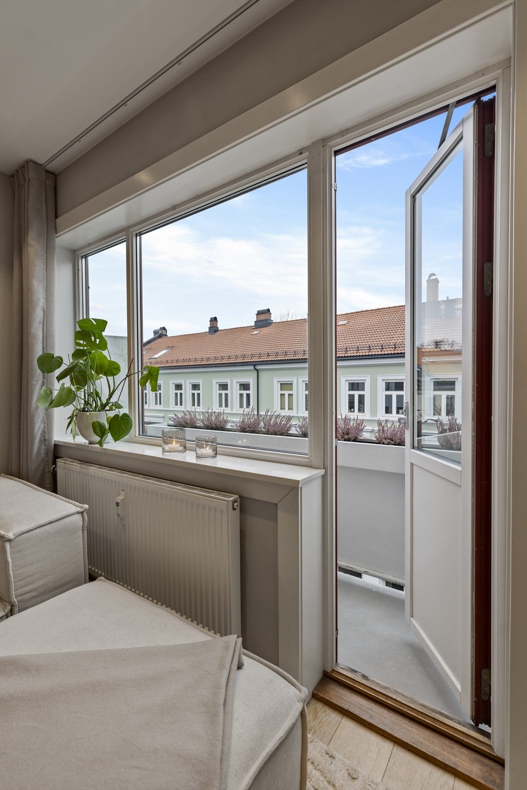 Kostnader knyttet til oppvarming (radiatorvarme), faktureres månedlig via felleskostnadene og vil varierer etter forbruk. Galleribilde