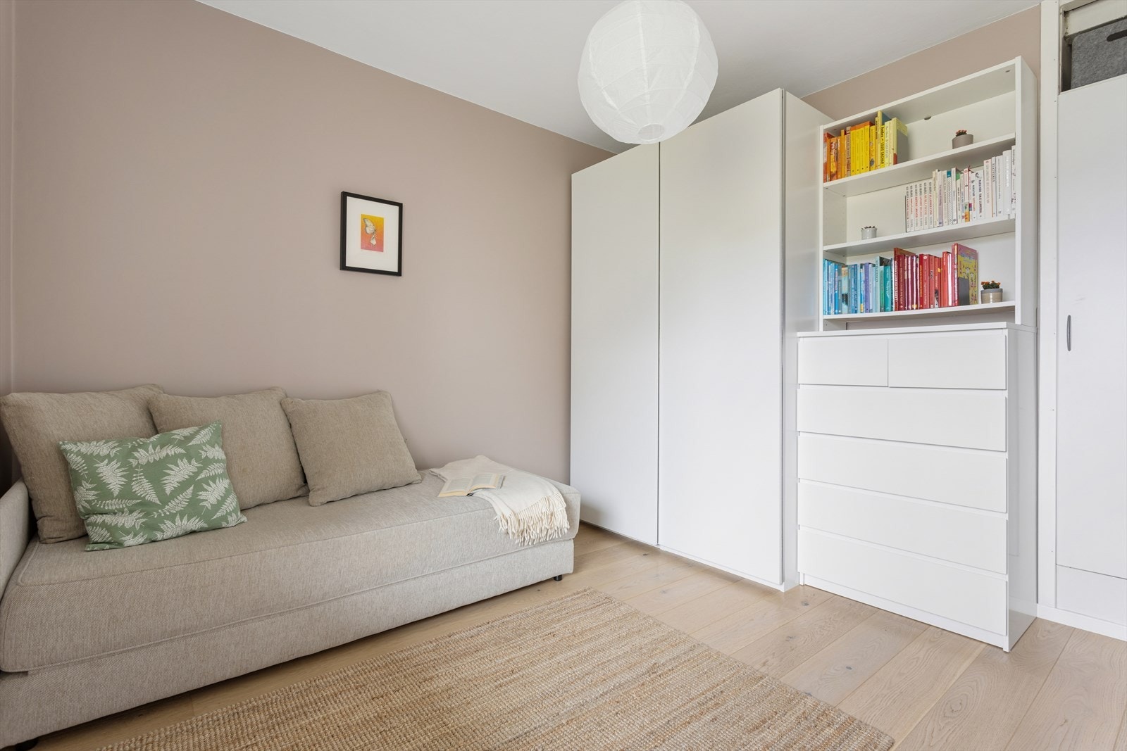 Soverom 2 - passer perfekt til gjesteværelse, kontor eller barnerom Galleribilde