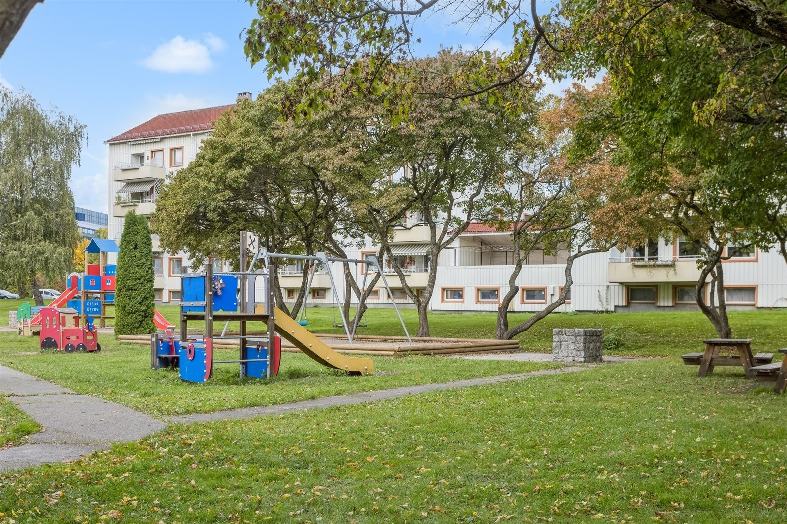 Veldrevet borettslag bestående av 282 andeler - Pent opparbeidet uteområde - svært barnevennlig Galleribilde