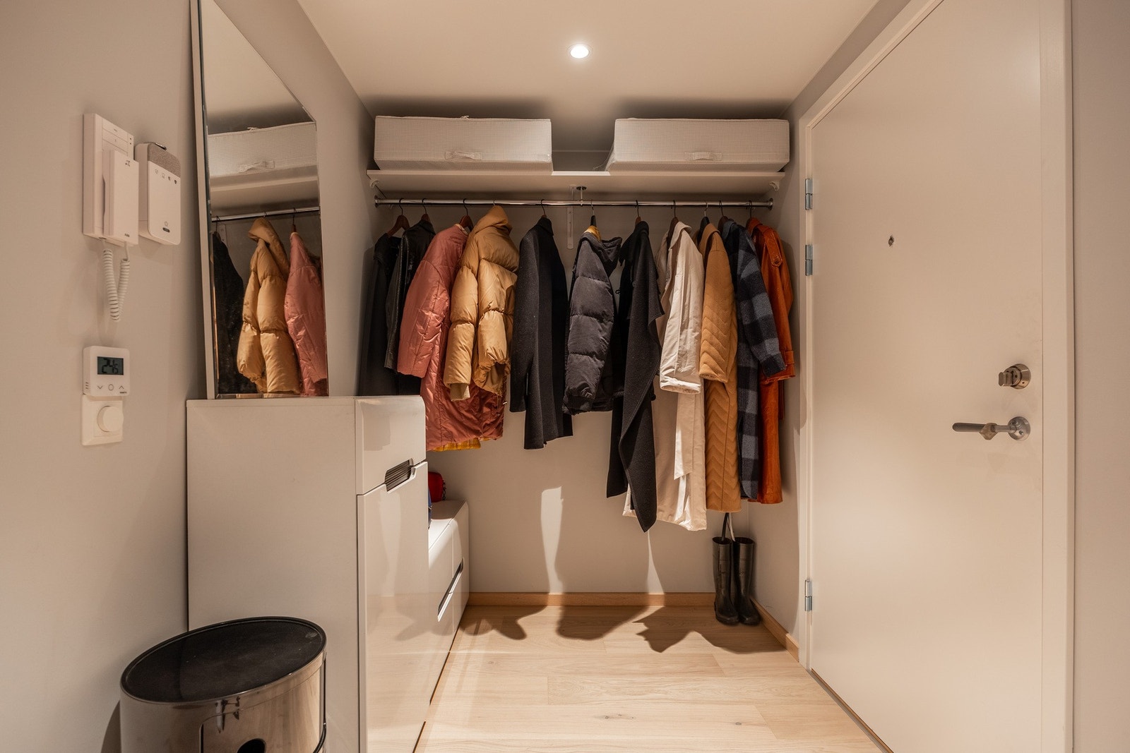 Leiligheten har rikelig med oppbevaringsplass. Galleribilde